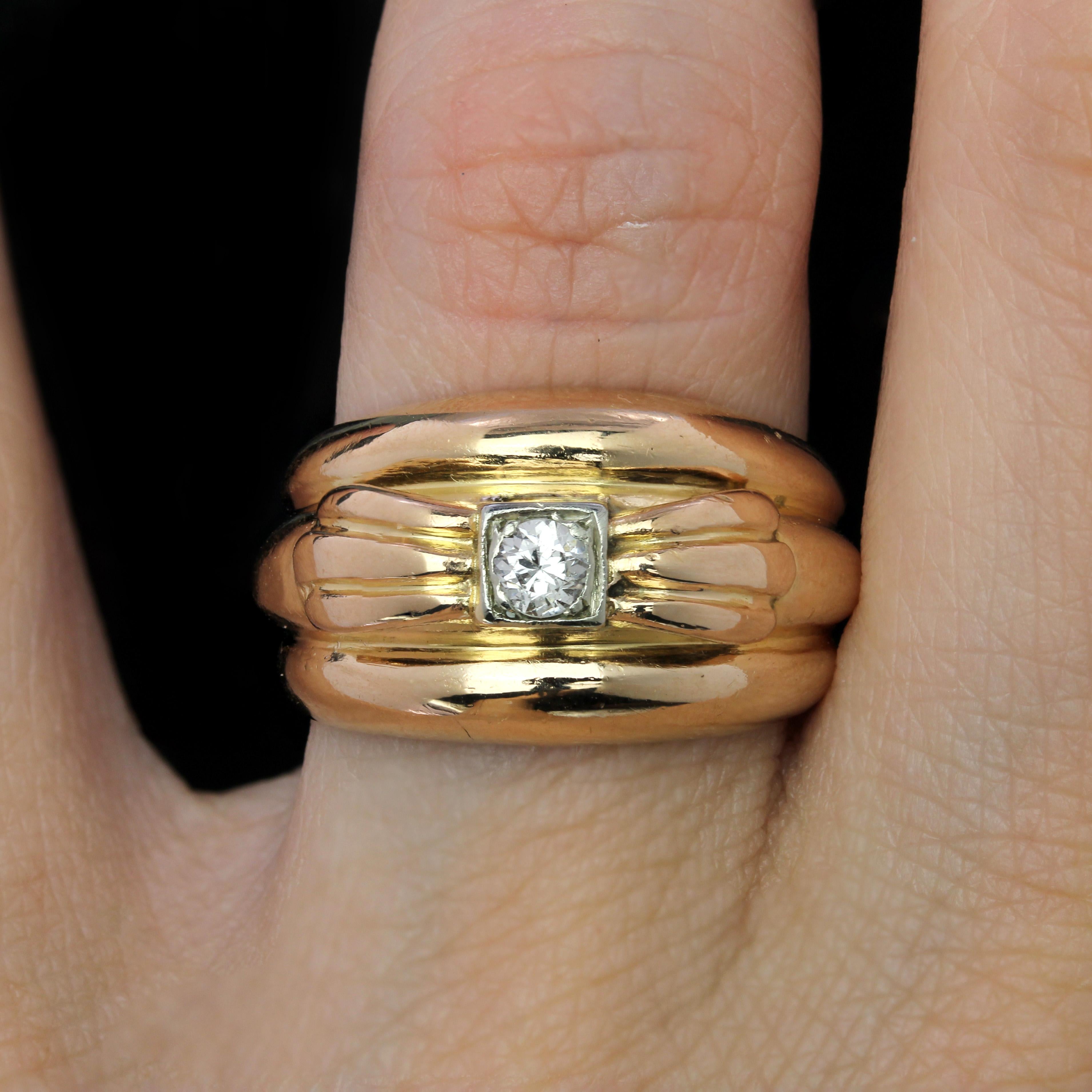 1950er Jahre Diamant 18 Karat Gelbgold Großer Ring Damen im Angebot