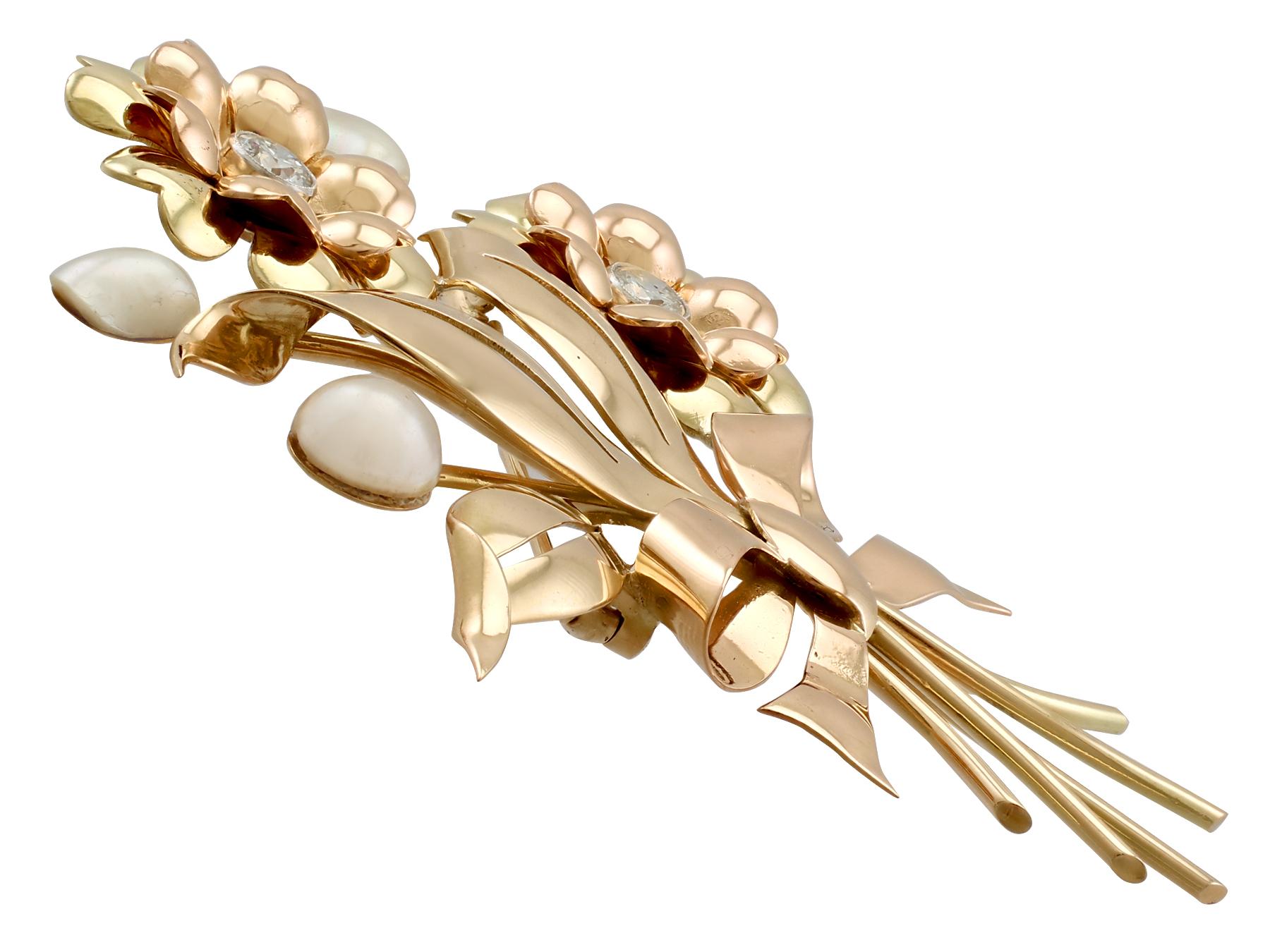 1950s Diamond and Pearl Yellow and Rose Gold Brooch In Excellent Condition For Sale In Jesmond, Newcastle Upon Tyne