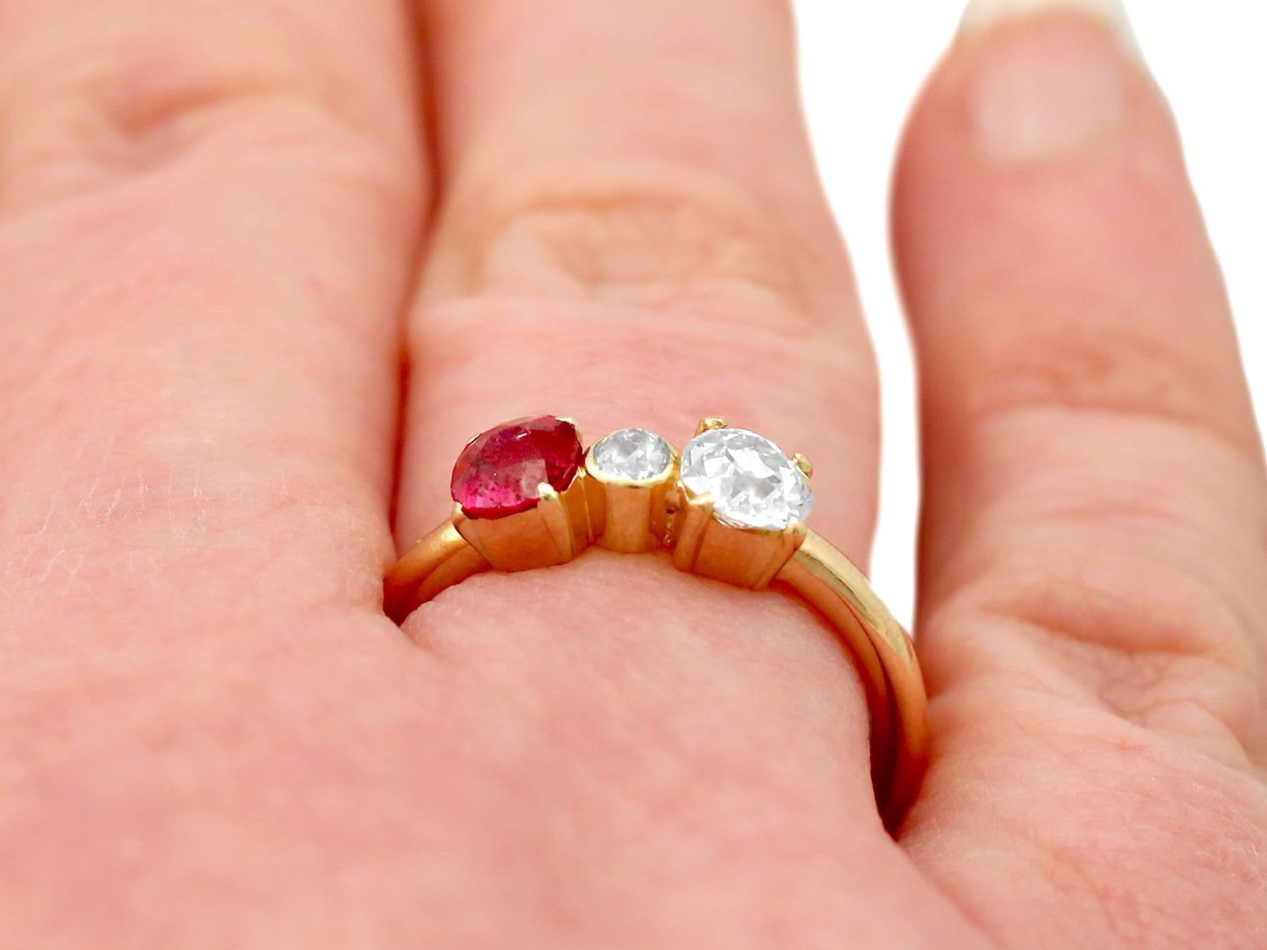 1950s Diamond and Ruby 15K Yellow Gold Cocktail Ring For Sale 3