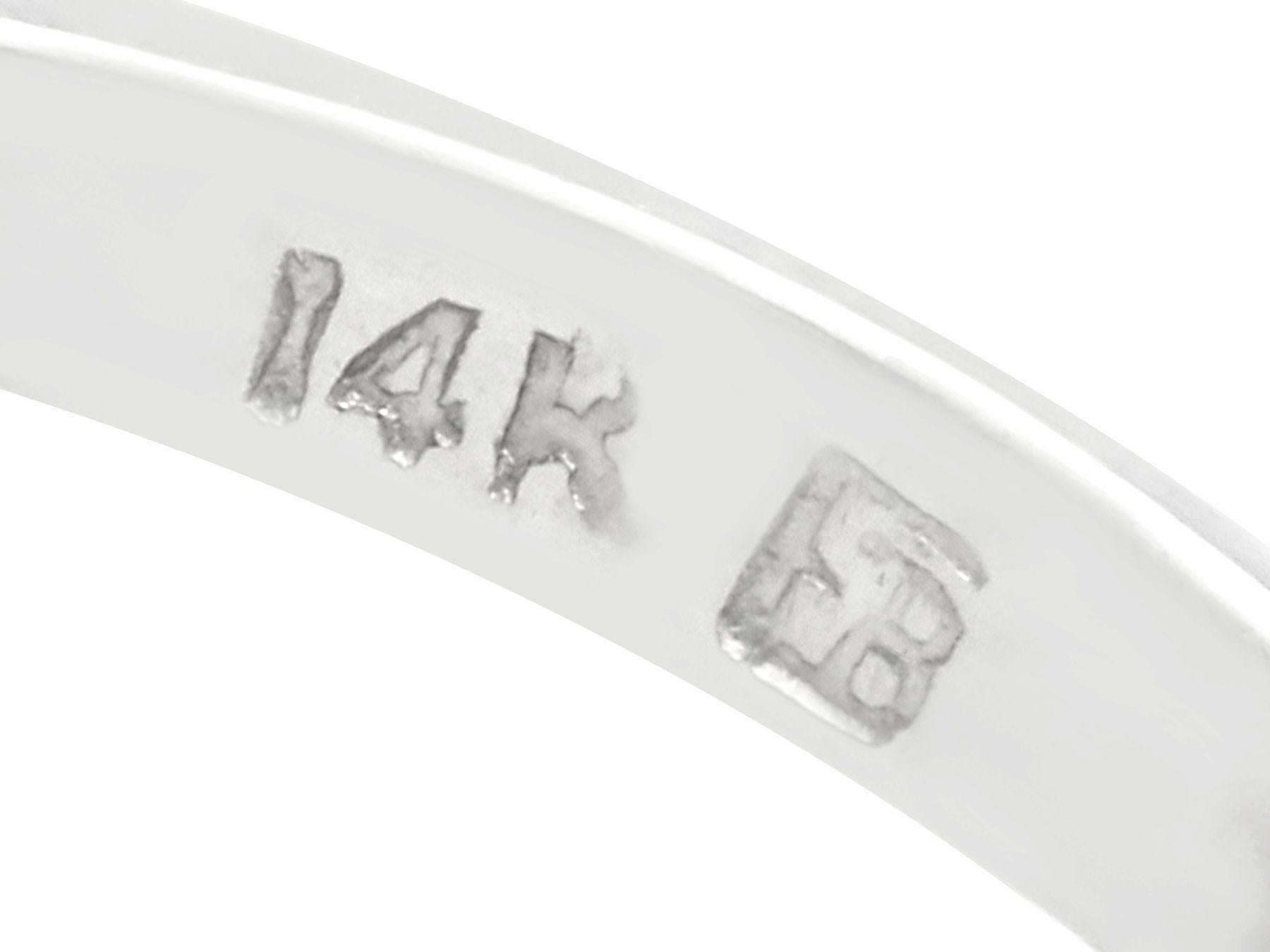 1950er Jahre Diamant und Weißgold Twist Verlobungsring im Angebot 4