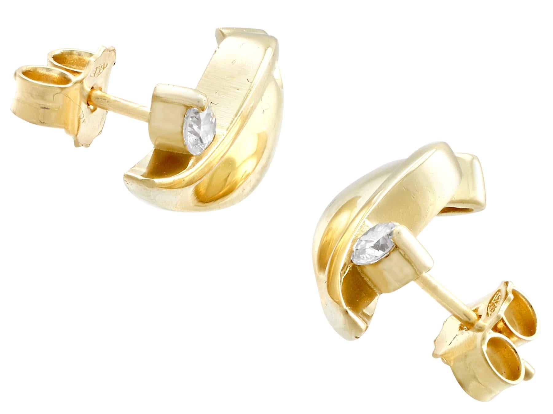 Women's or Men's 1950s Diamond and Yellow Gold Earrings For Sale