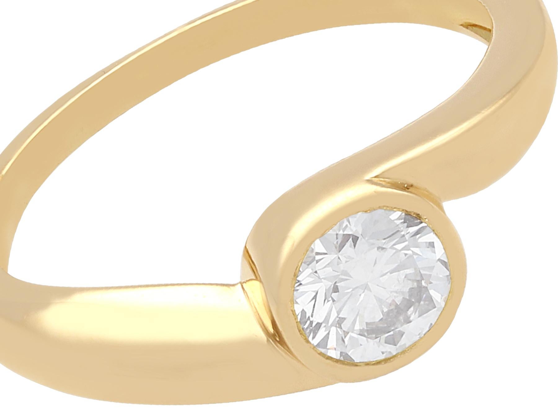 Französischer Solitärring aus Diamant und Gelbgold aus den 1950er Jahren (Rundschliff) im Angebot