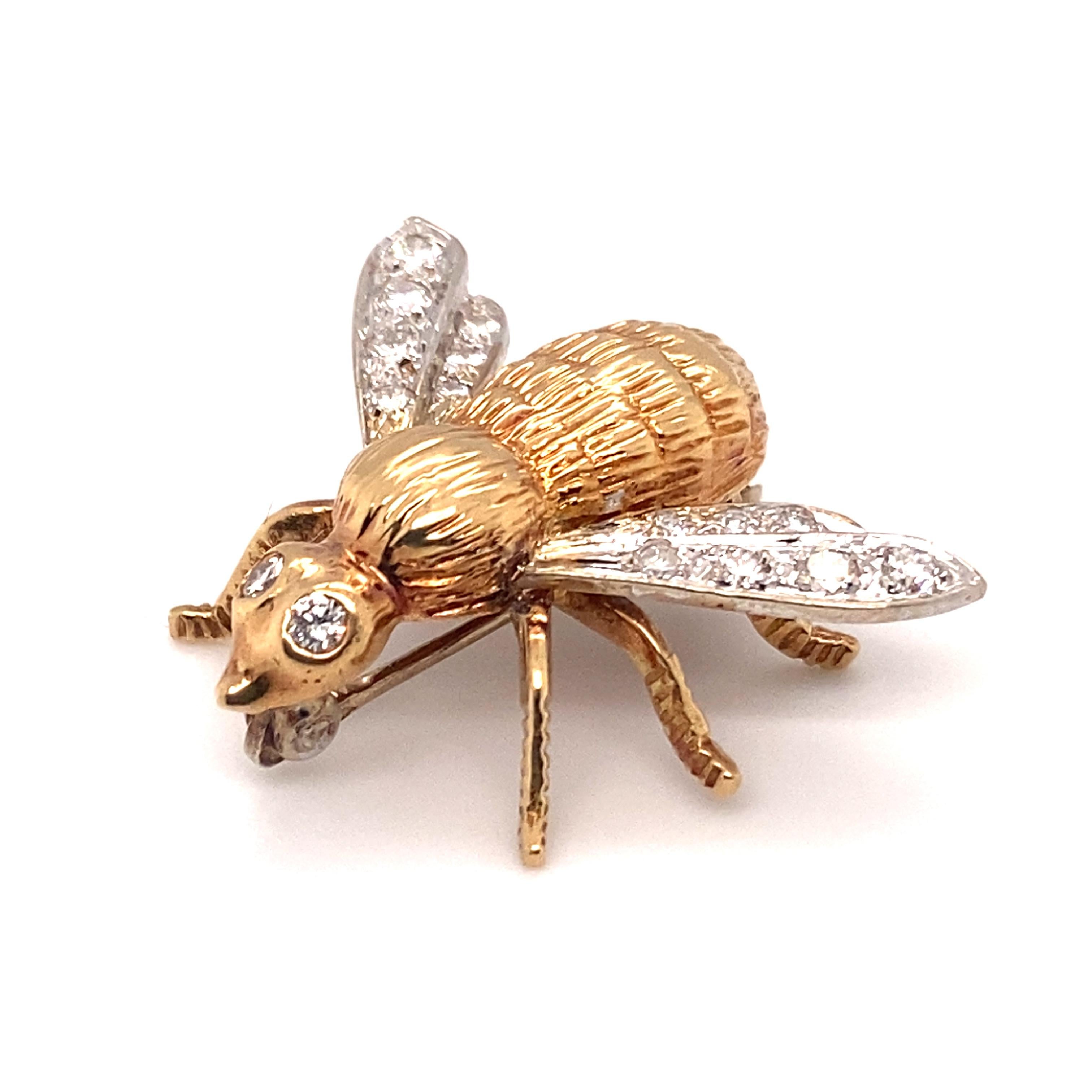 Round Cut 1950s Diamond Bee Brooch Pin in 18 Karat Yellow and White Gold