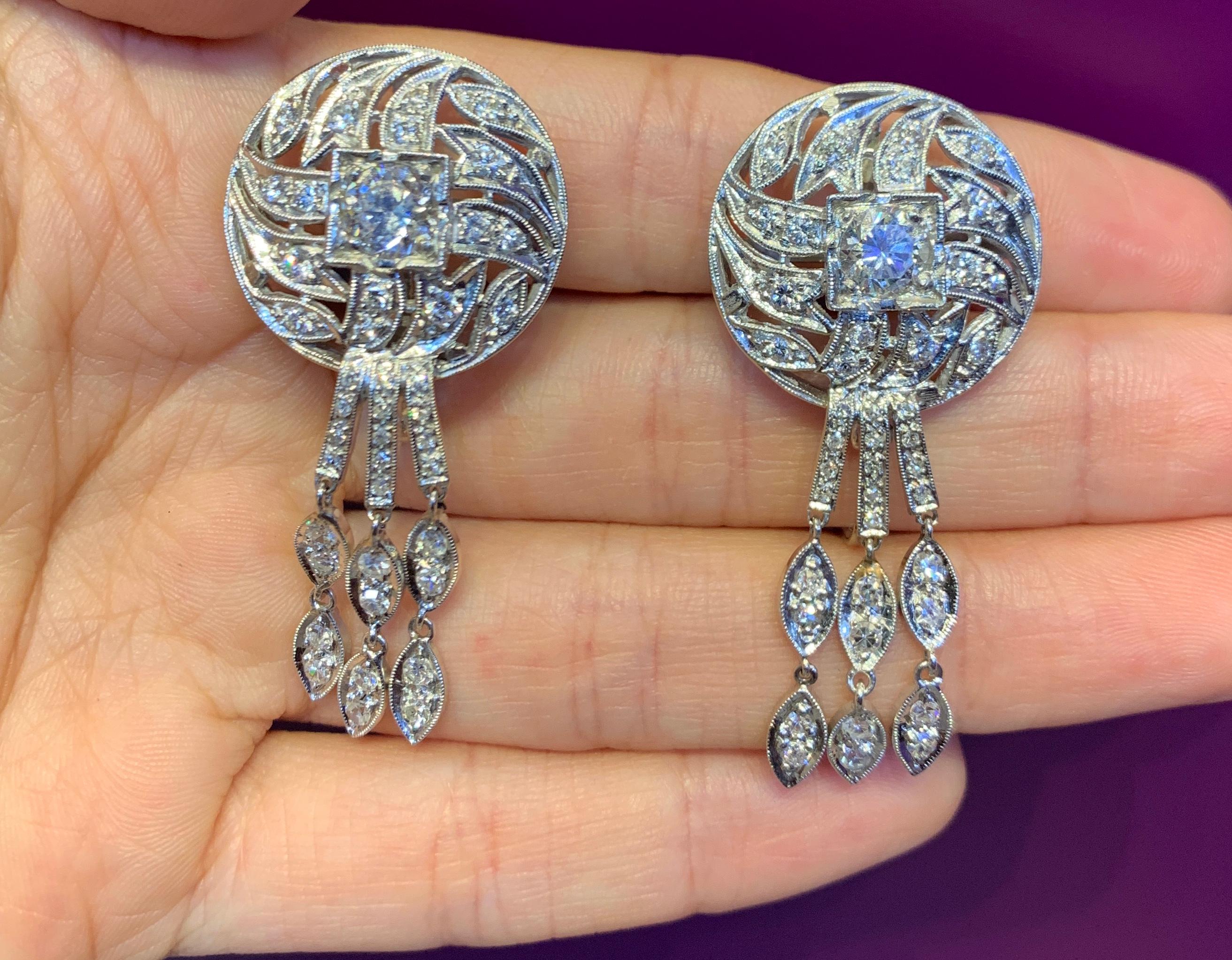 1950’s Diamond Dangle Earrings In Excellent Condition For Sale In New York, NY