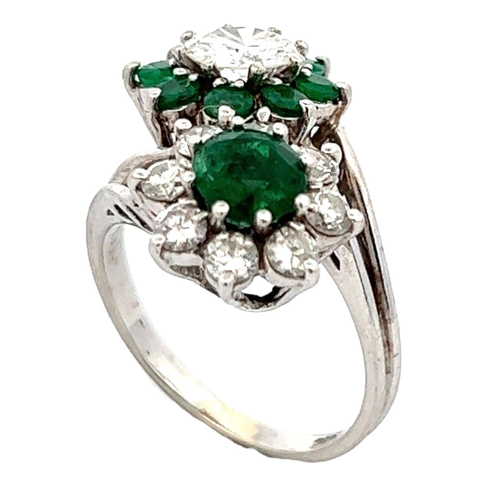 Women's 1950s Diamond Emerald 18 Karat White Gold Bypass Cocktail Estate Ring For Sale