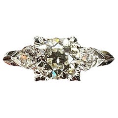 Vintage 1950s Diamond Platinum Engagement Ring 