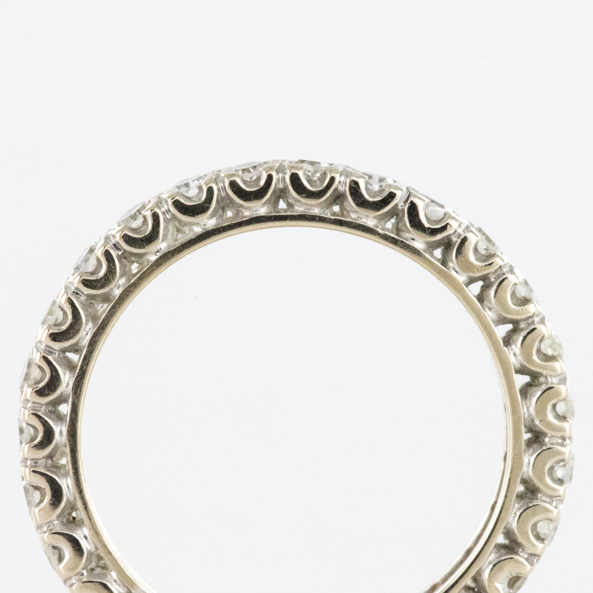 1950s Diamond Platinum Wedding Ring 1