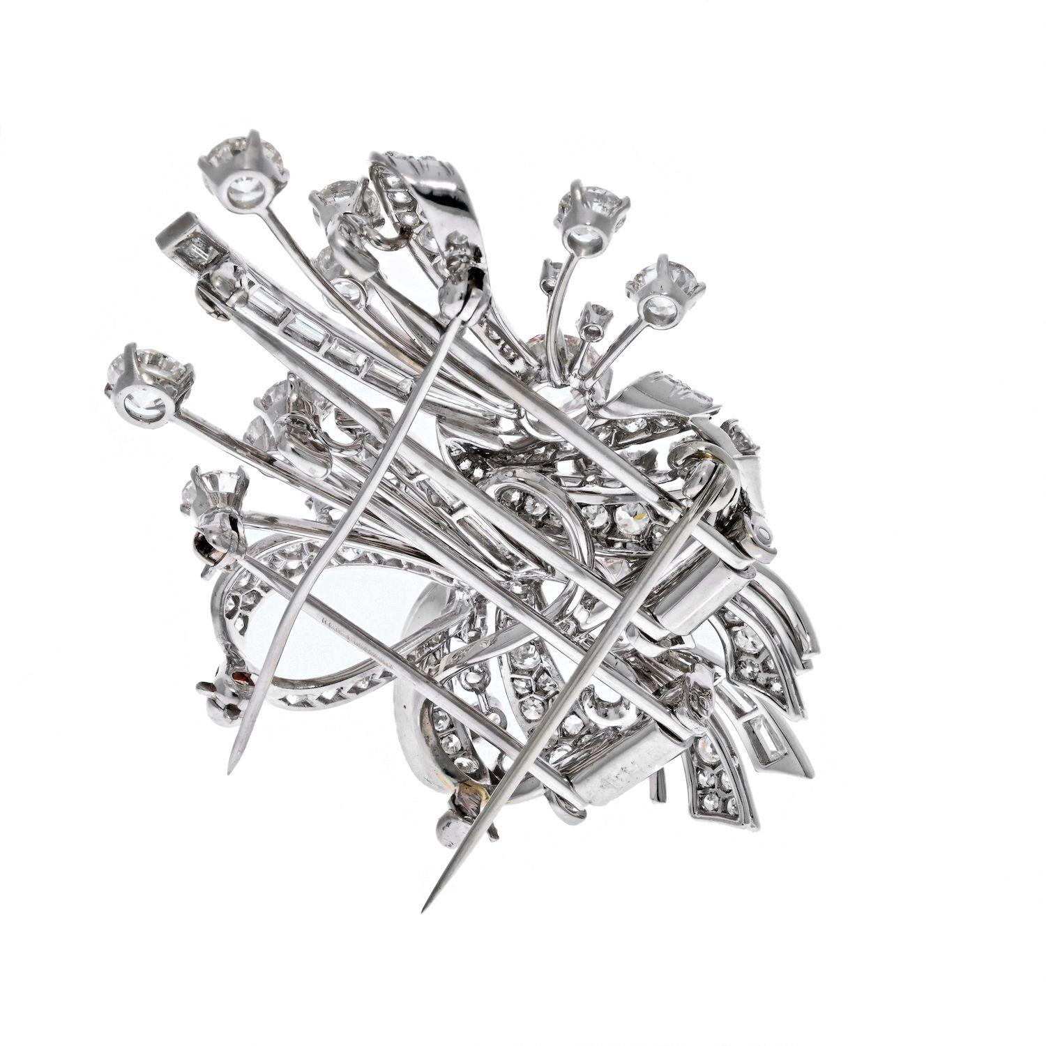 We love diamond brooches and collected quite a few of them, so we know when we tell you that this one is a beauty! Made in Platinum with lots of high quality diamonds of an amazing sparkle and shine. A beautiful period piece from 1950's this