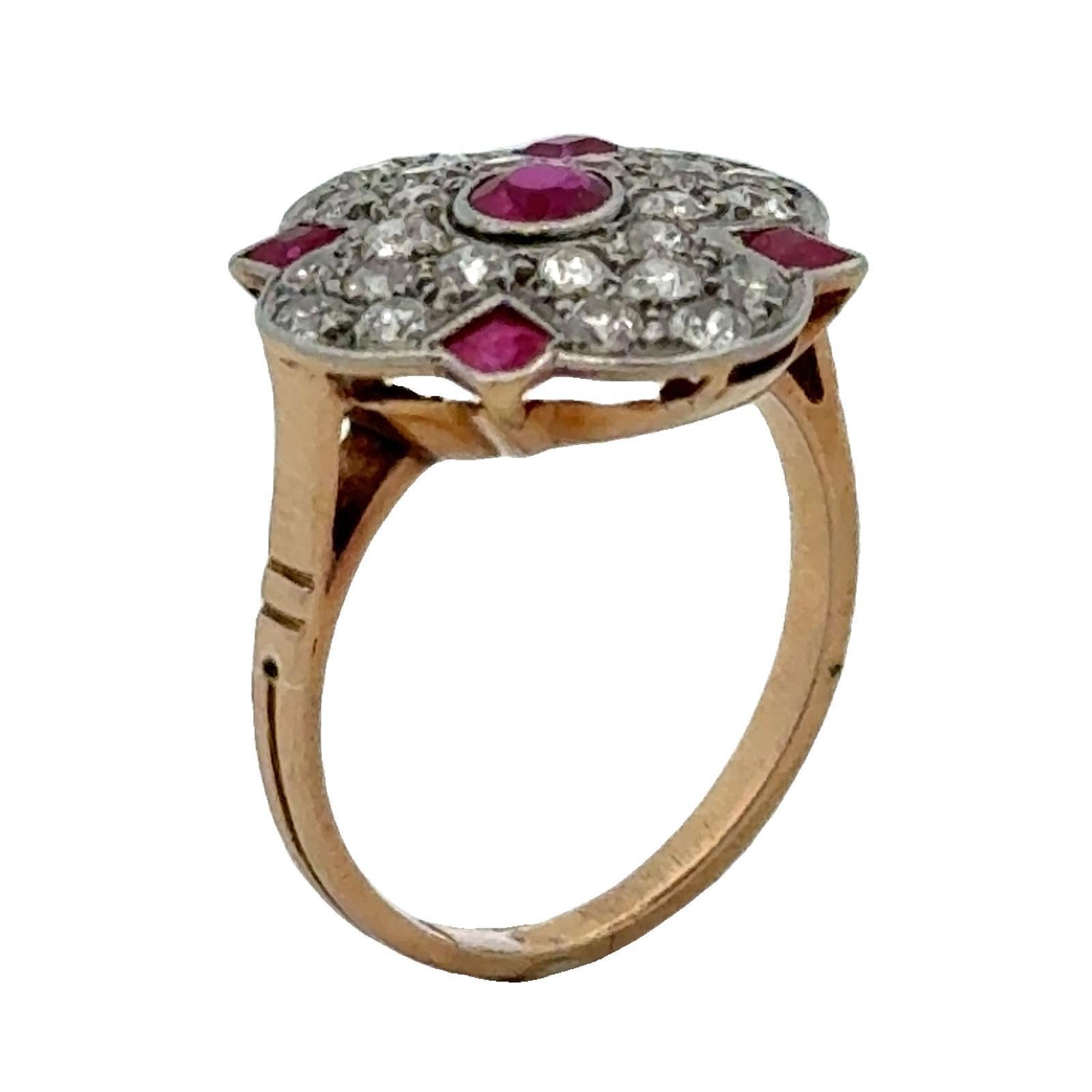 1950's Diamond Ruby 18 Karat Yellow Gold Platinum Vintage Cocktail Ring In Excellent Condition For Sale In Boca Raton, FL