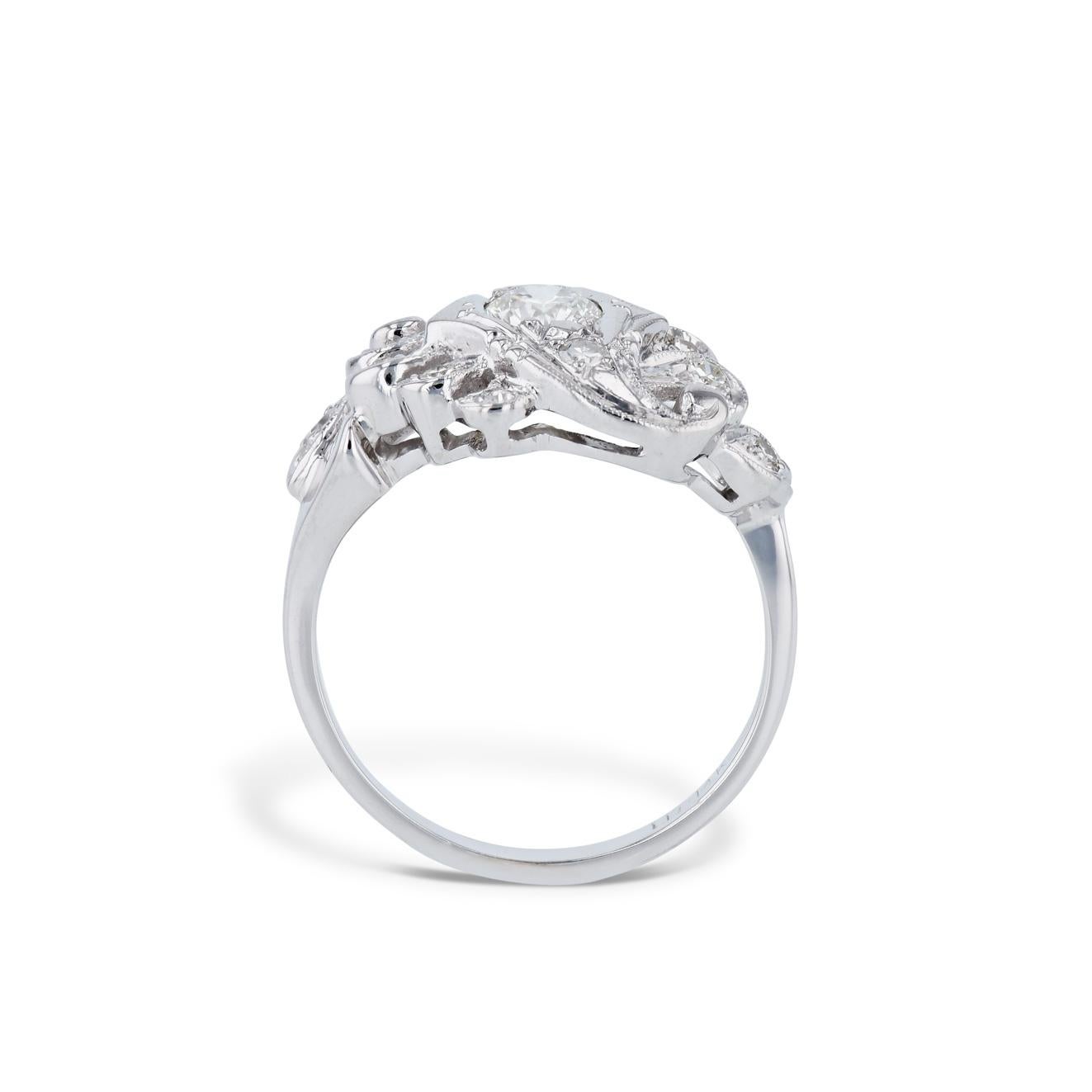 1950's Diamond White Gold Estate Ring In Excellent Condition For Sale In Miami, FL