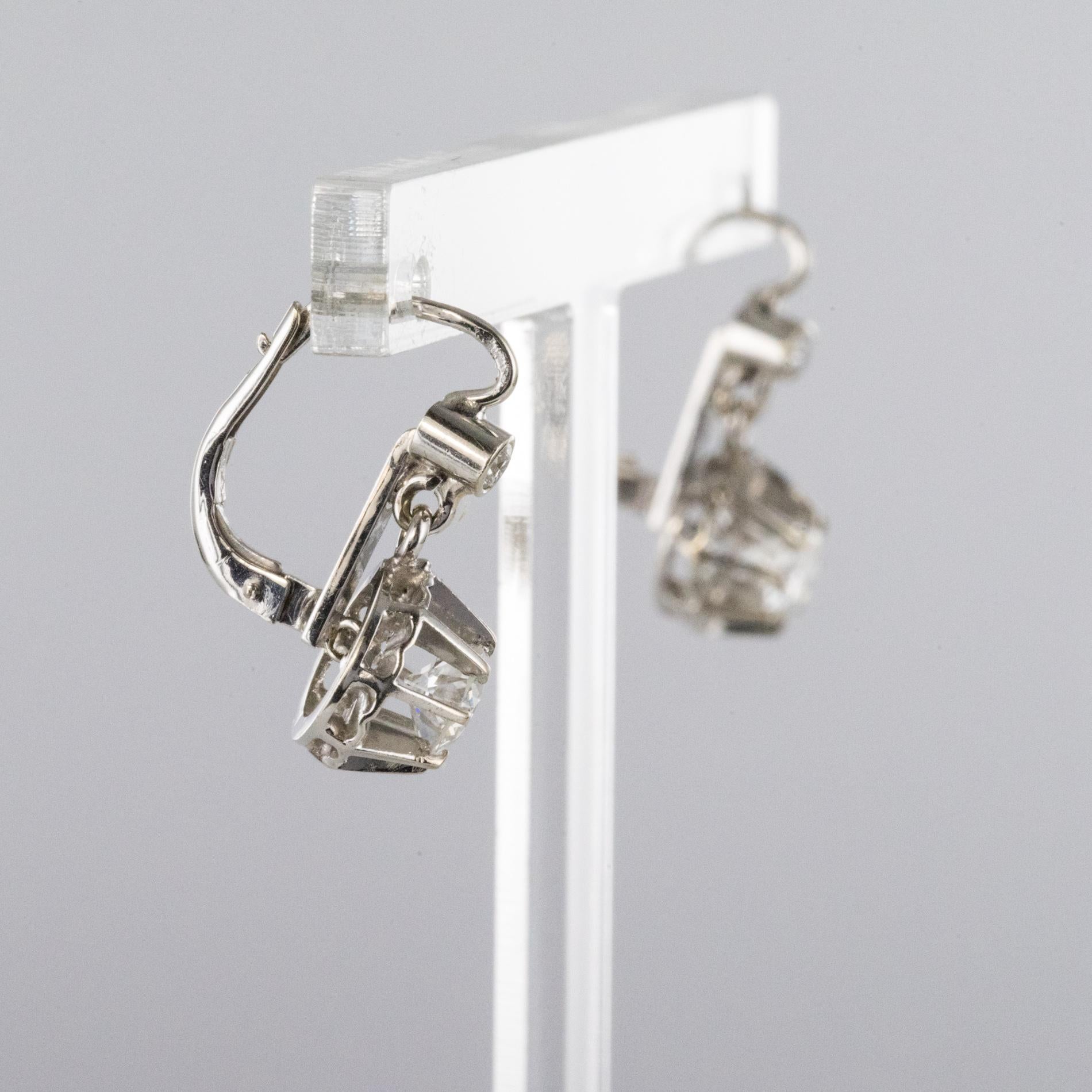 1950s Diamonds 18 Karat White Gold Drop Earrings 1