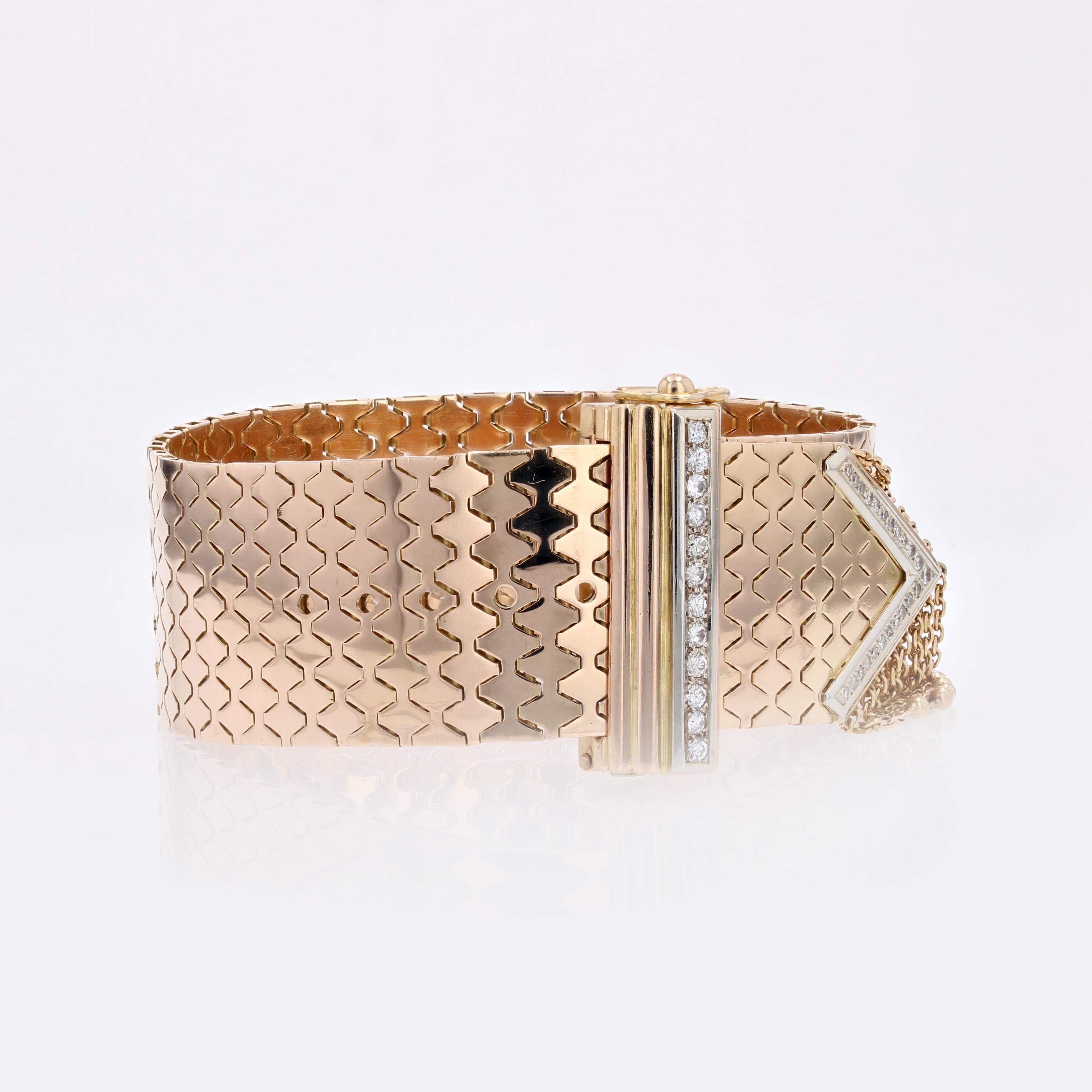 1950s Diamonds 18 Karat Yellow Gold Belt Bracelet In Excellent Condition For Sale In Poitiers, FR