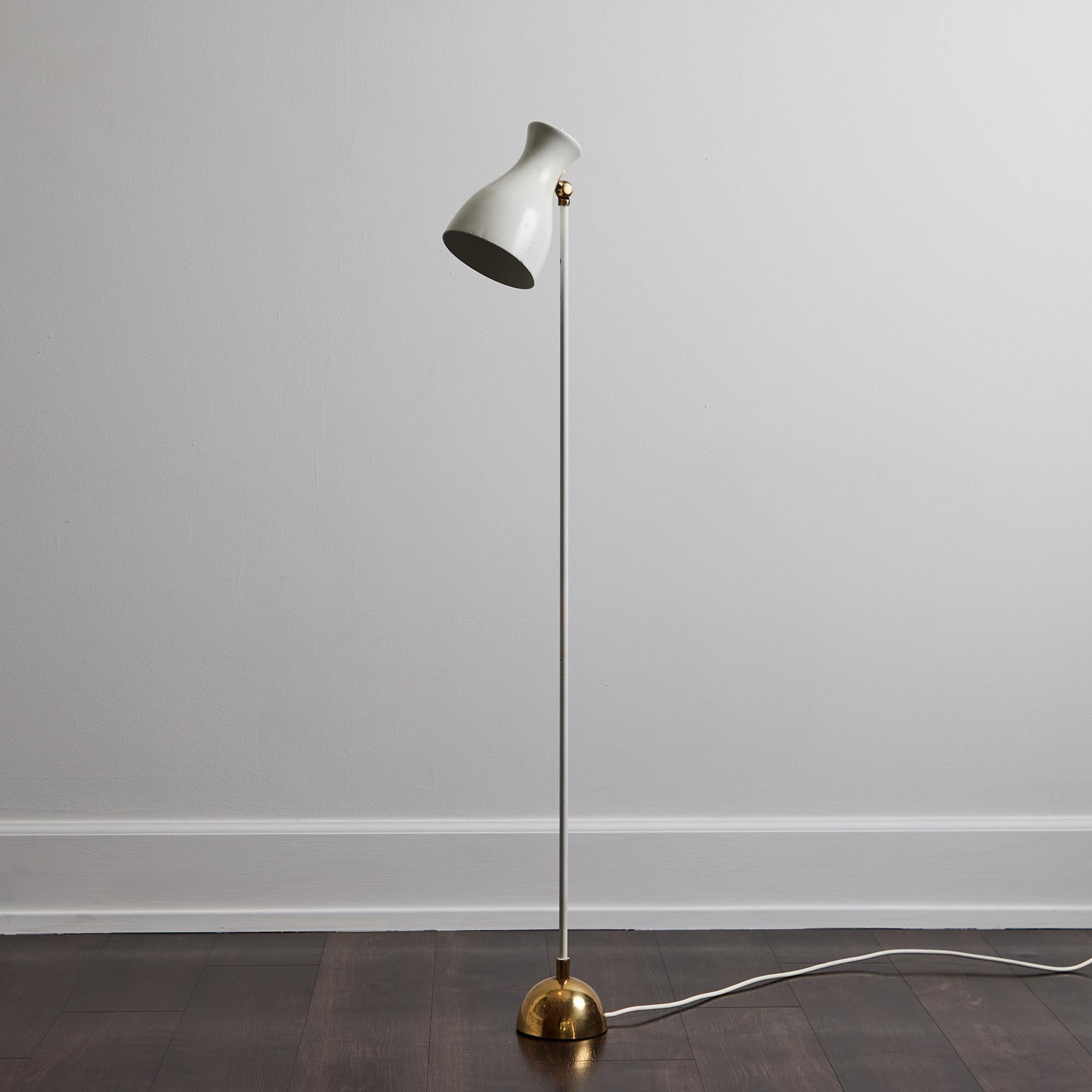 1950s Dieter Schulz Model No. 57/416 Floor Lamp for Wohnbedarf AG Schweiz For Sale 4