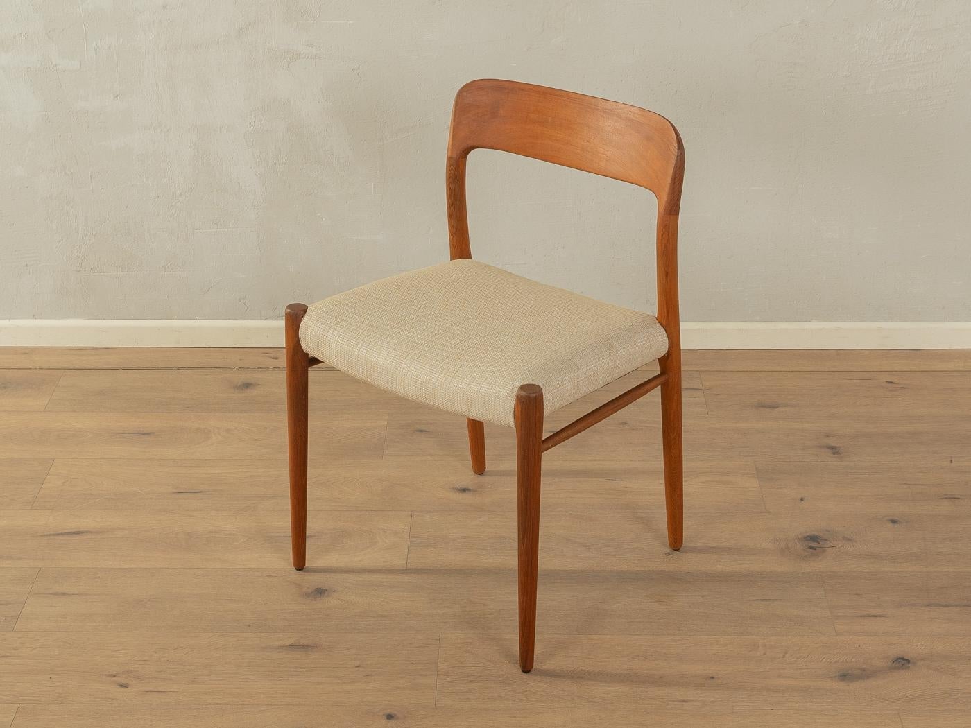 Mid-Century Modern 1950s Dining chairs, Niels O. Møller, Model 75  For Sale