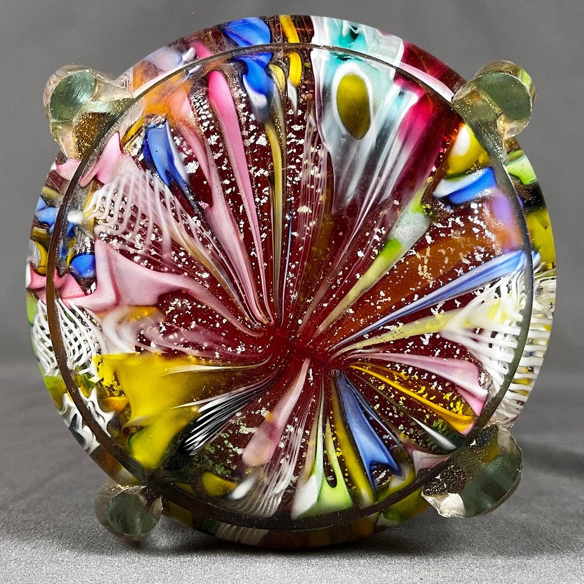 1950's Dino Martens Large Flower Vase in Tutti Frutti Multi-Colored Murano Glass In Good Condition For Sale In Mexico City, MX