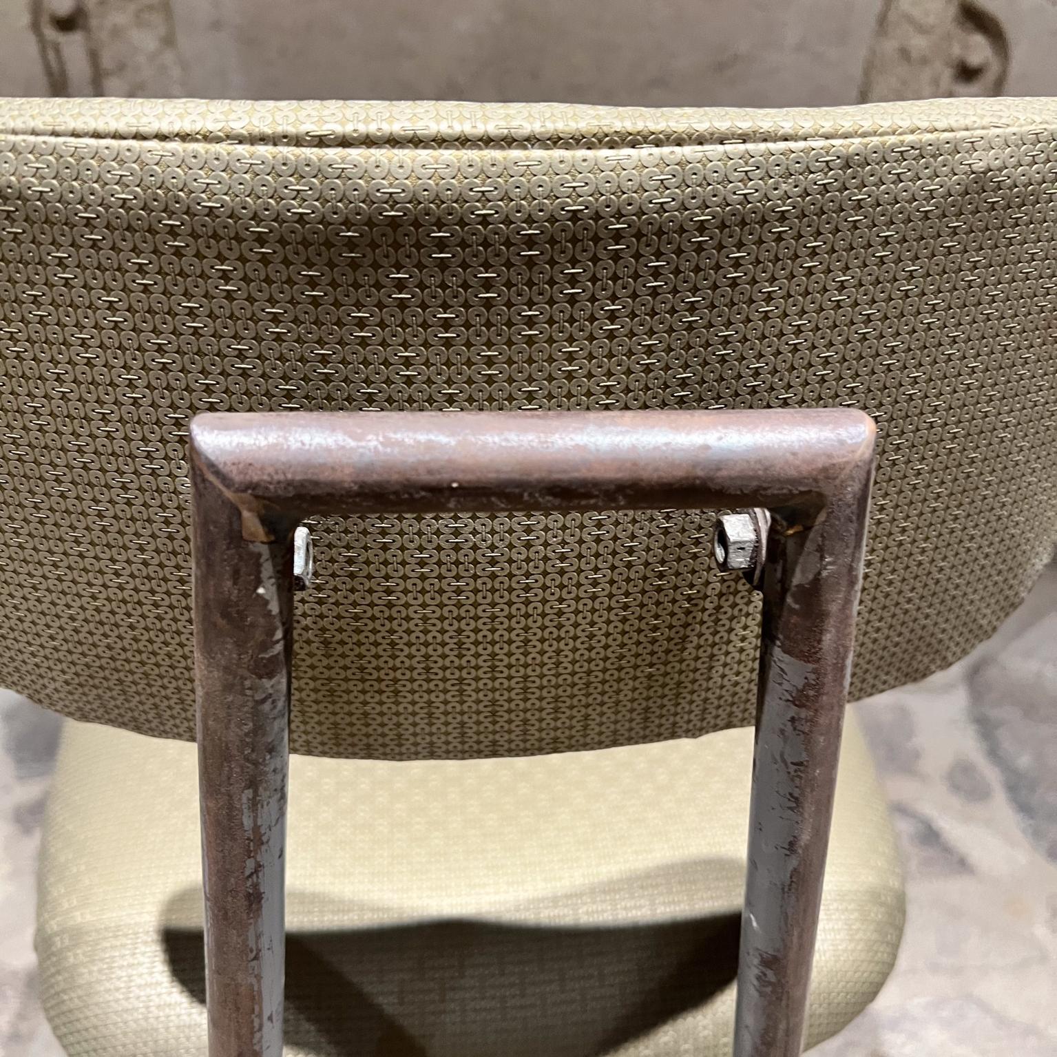 Mid-20th Century 1950s Do More Swivel Office Chair Gio Ponti Industrial USA For Sale