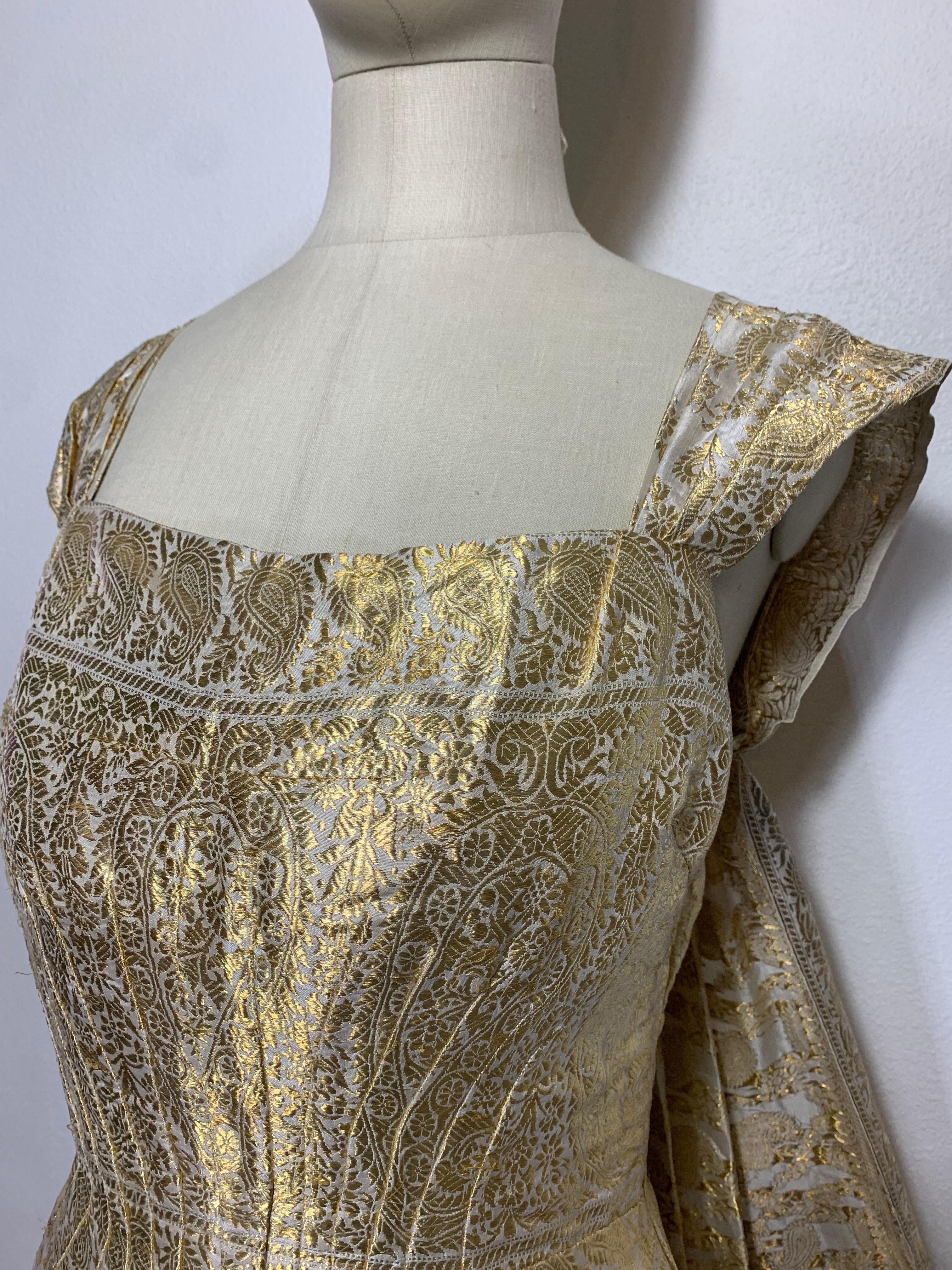 1950s Dorothy McNab Gold Lame & White Silk Sari-Inspired Gown w Waterfall Back For Sale 12