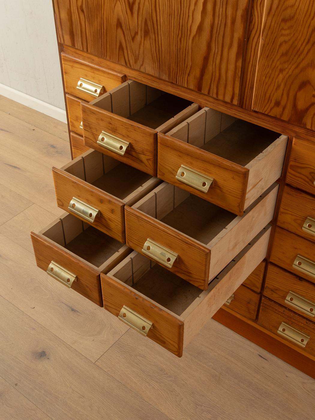 1950s Drawer Cabinet For Sale 1