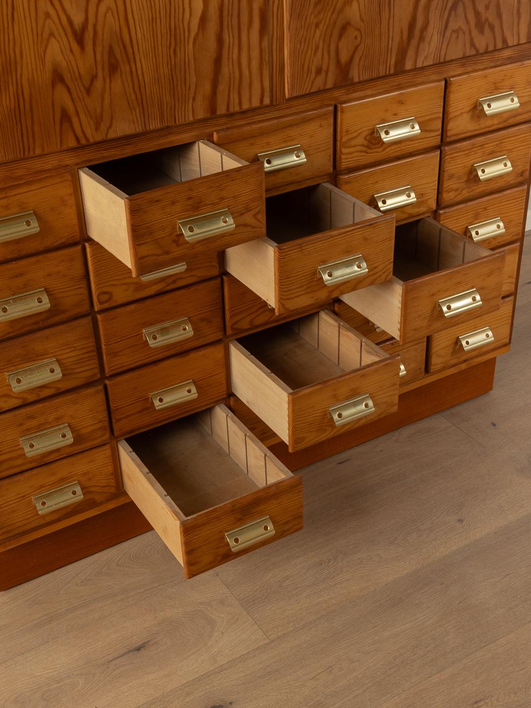 1950s Drawer Cabinet For Sale 2