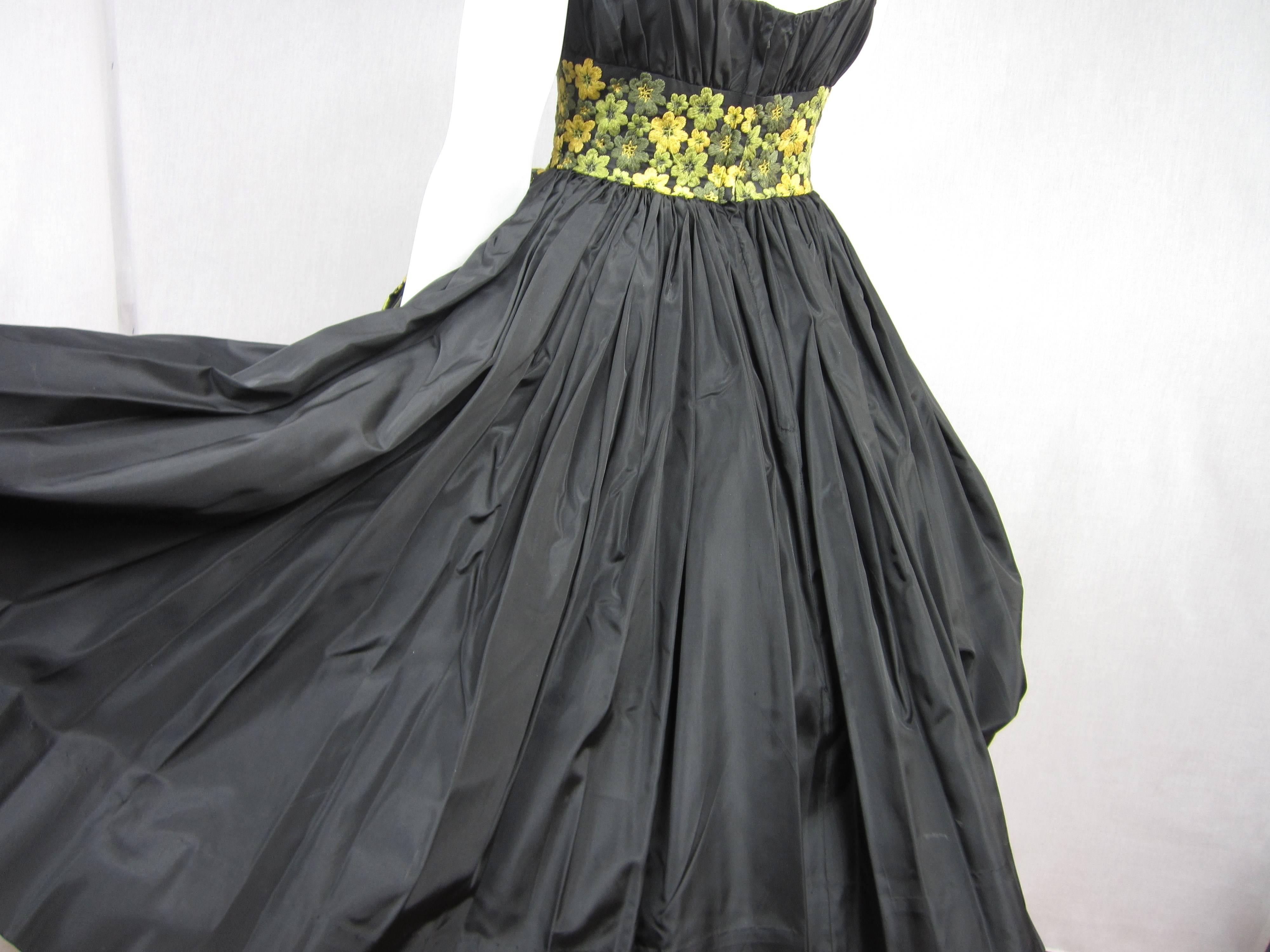  1950s Dress Black Embroidered Shelf Bust Taffeta Party Dress For Sale 1