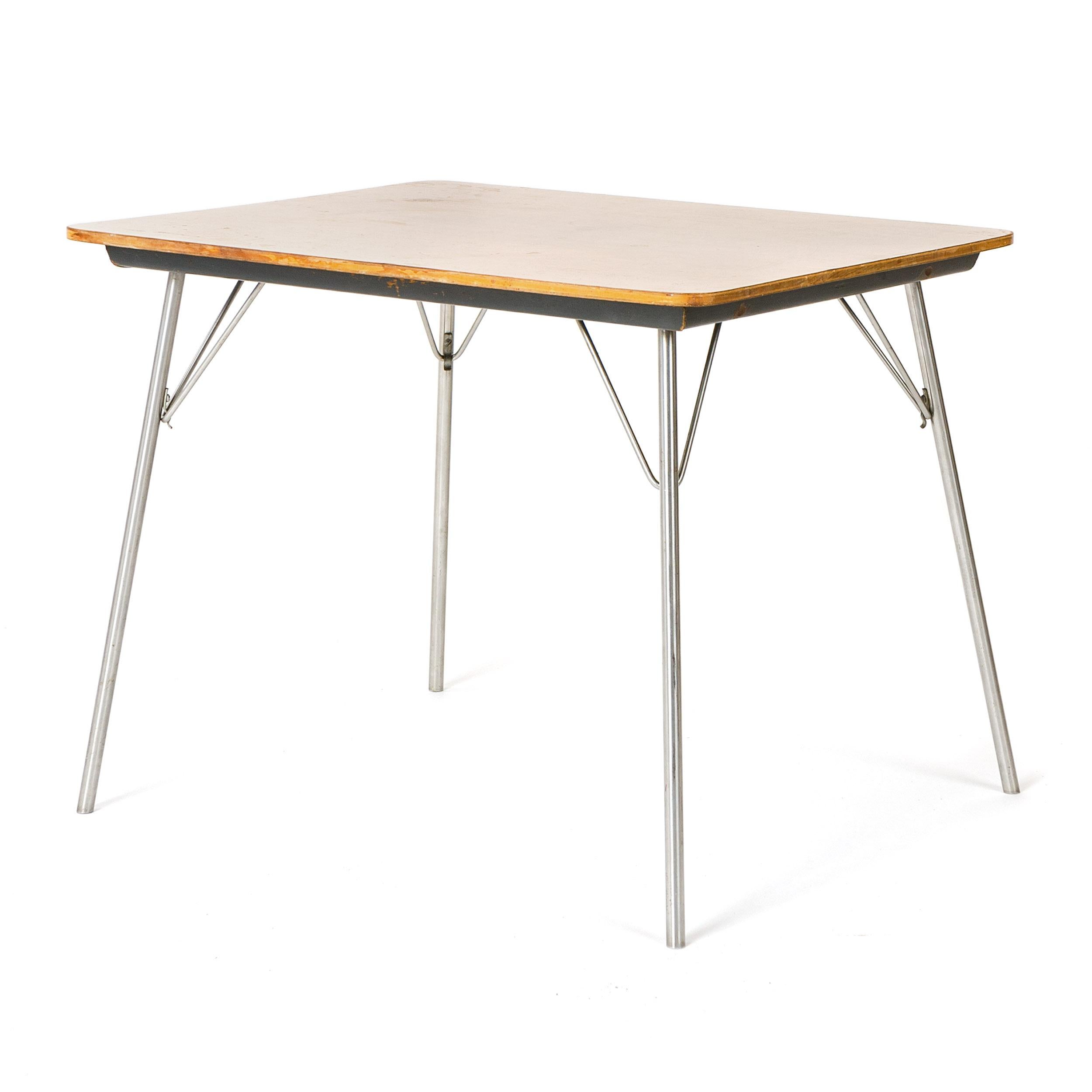 1950s folding table