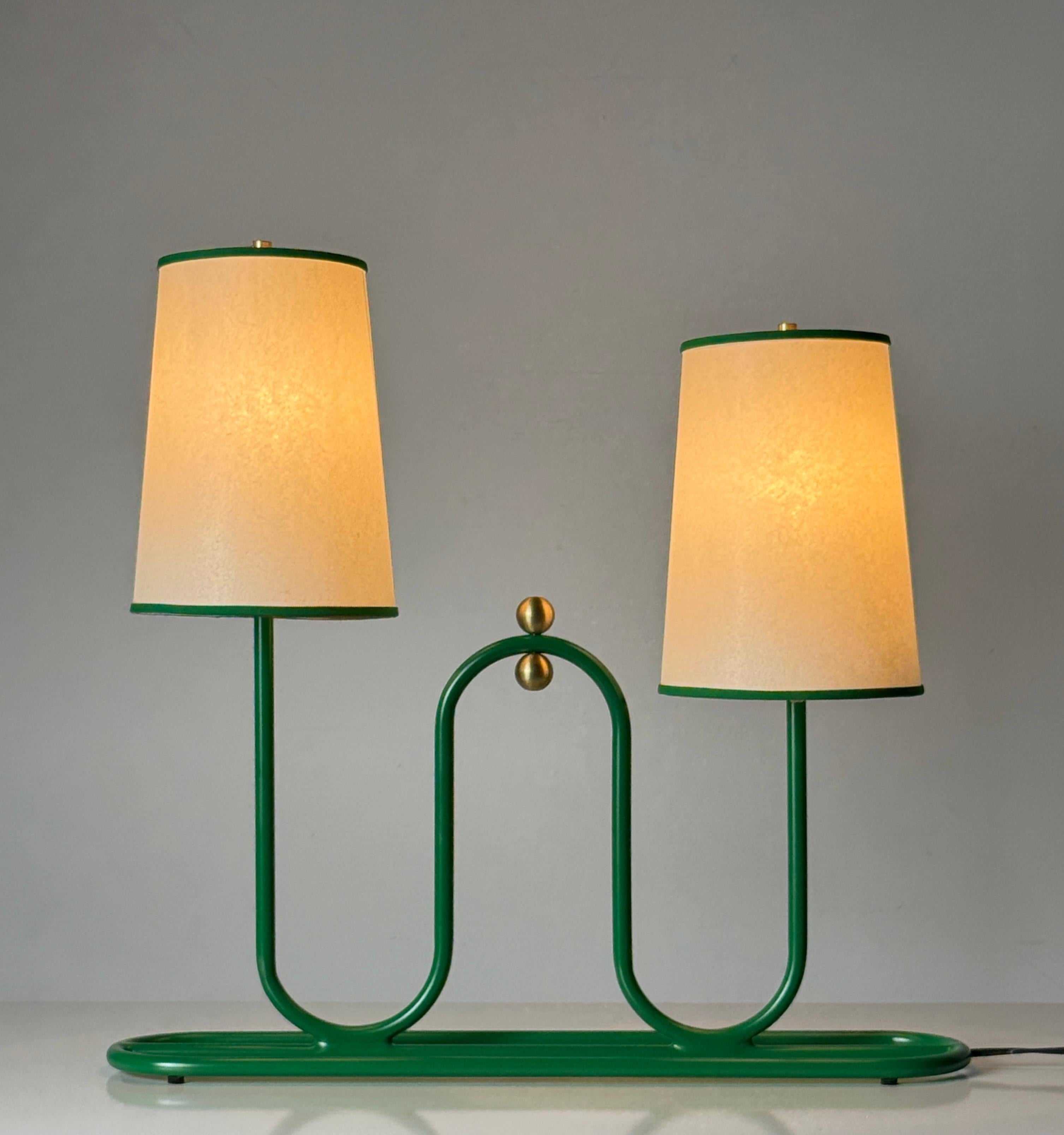 Mid-20th Century 1950s Dual Shade Green Sculptural Table or Desk Lamp For Sale