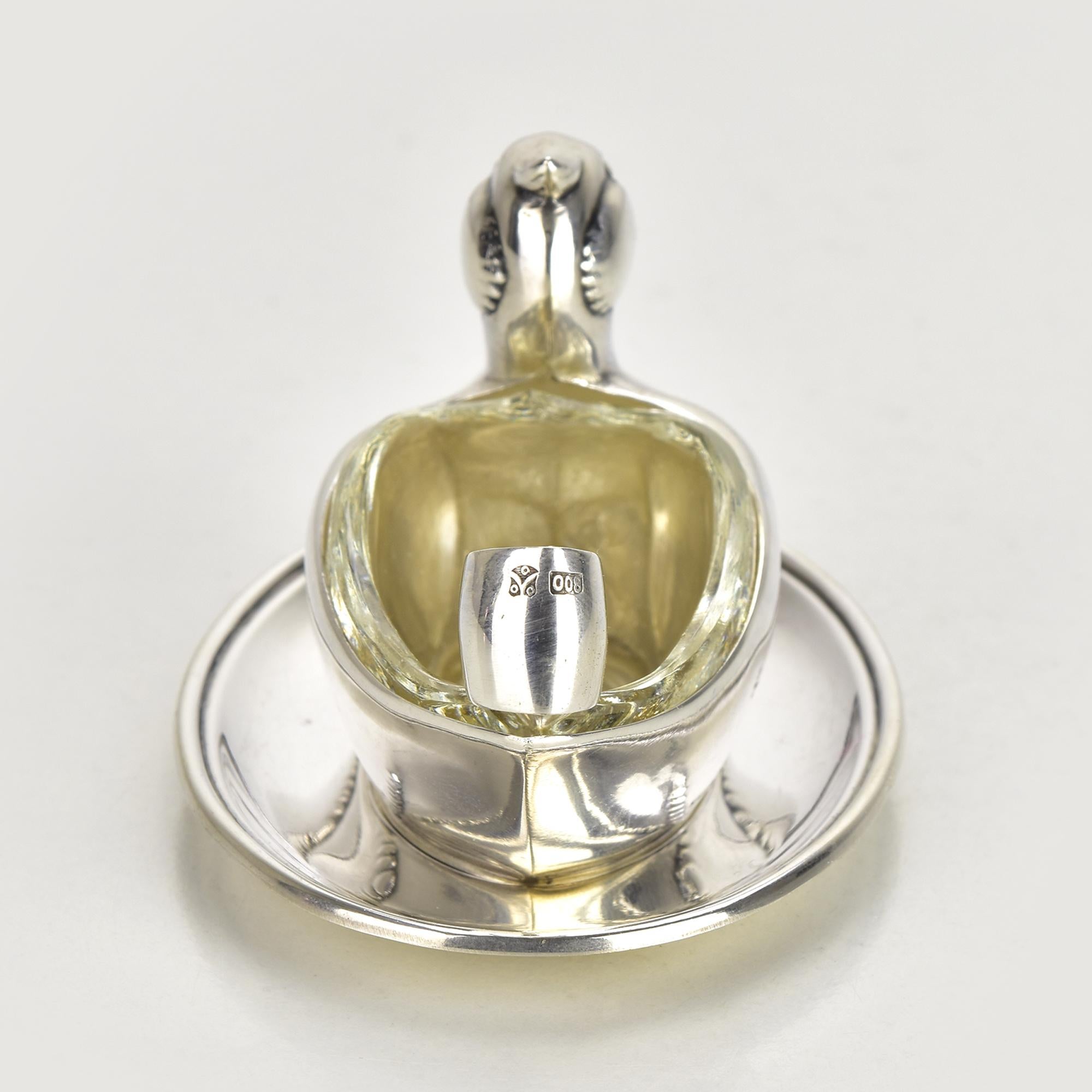 Fait main Salière et cave à épices en argent 800 en forme de canard des années 1950 avec langue par Jetzler Swiss en vente