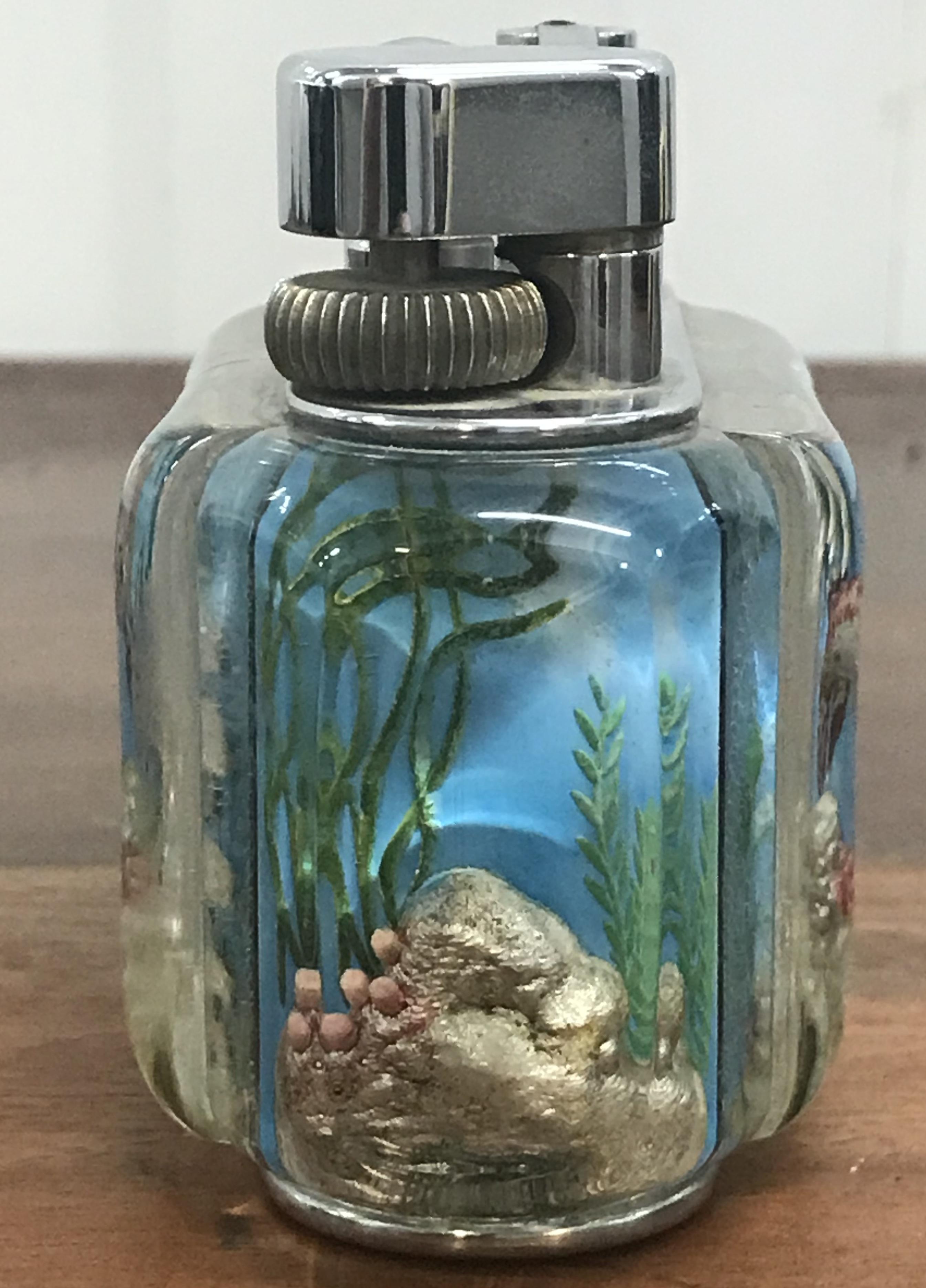 1950s Dunhill Aquarium Oversized Table Lighter Made in England Chrome Red Fish 8