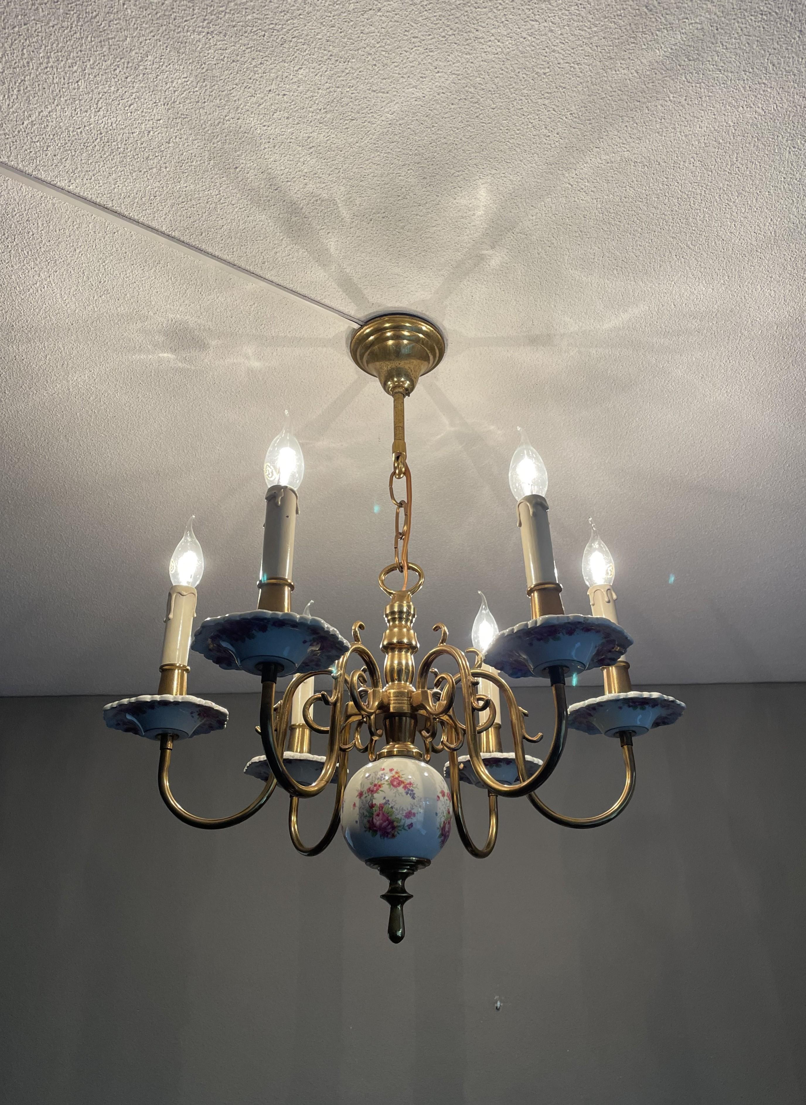 Stunning and small size, six light, Dutch Delftware chandelier.

This decorative and finest quality made pendant could be perfect for you. Both on and off this small, but great workmanship Dutch chandelier can create just the right atmosphere in
