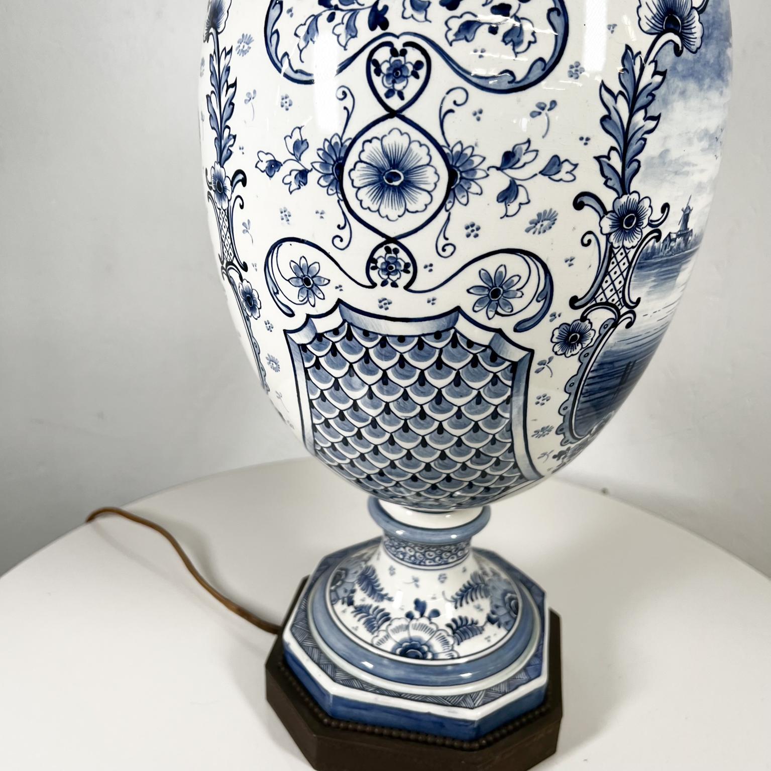 1950s Dutch Ceramics Blue and White Fine Windmill Table Lamp 9