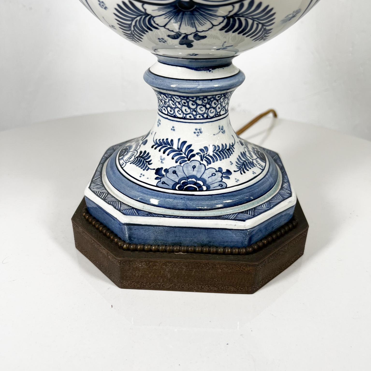 1950s Dutch Ceramics Blue and White Fine Windmill Table Lamp 2