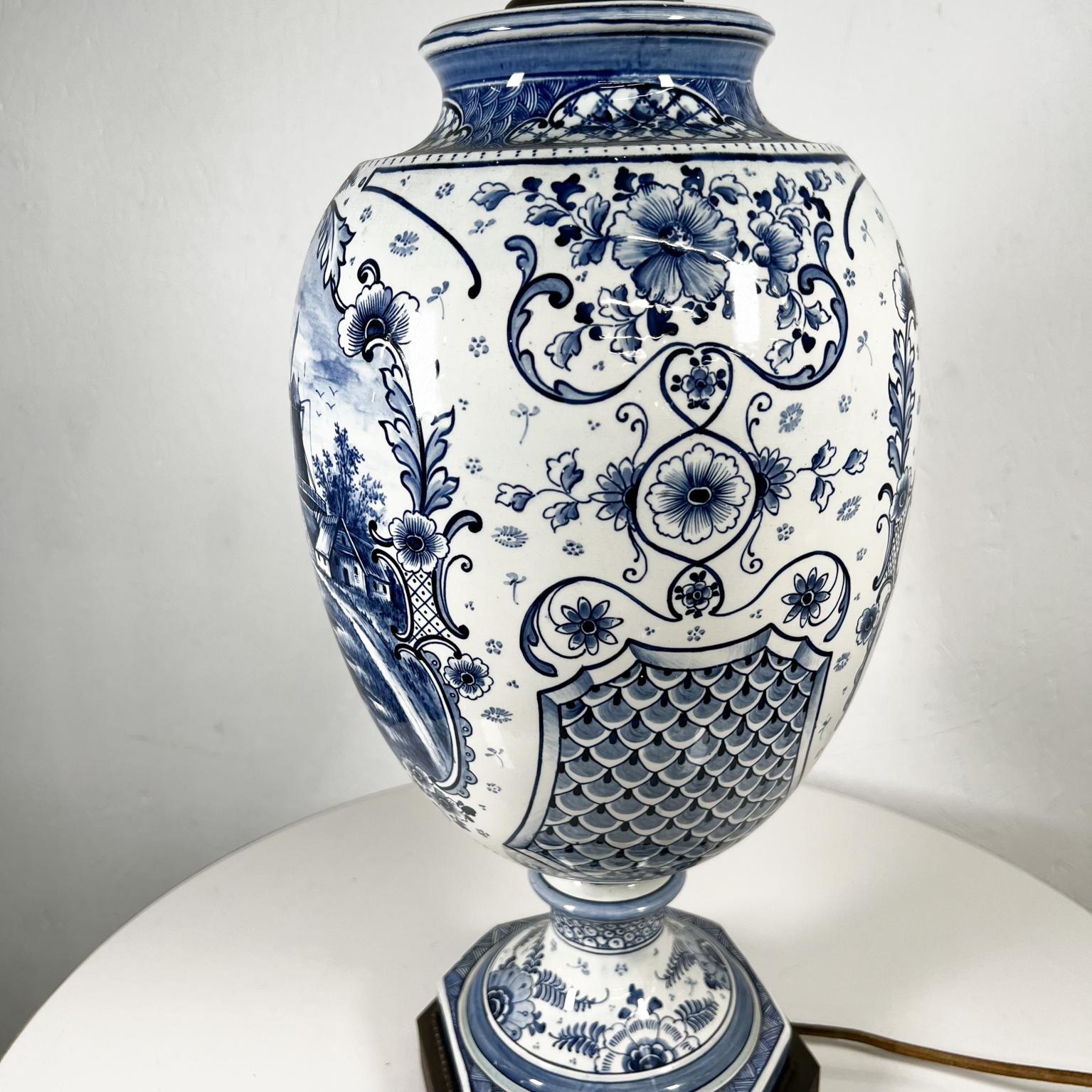 1950s Dutch Ceramics Blue and White Fine Windmill Table Lamp 3