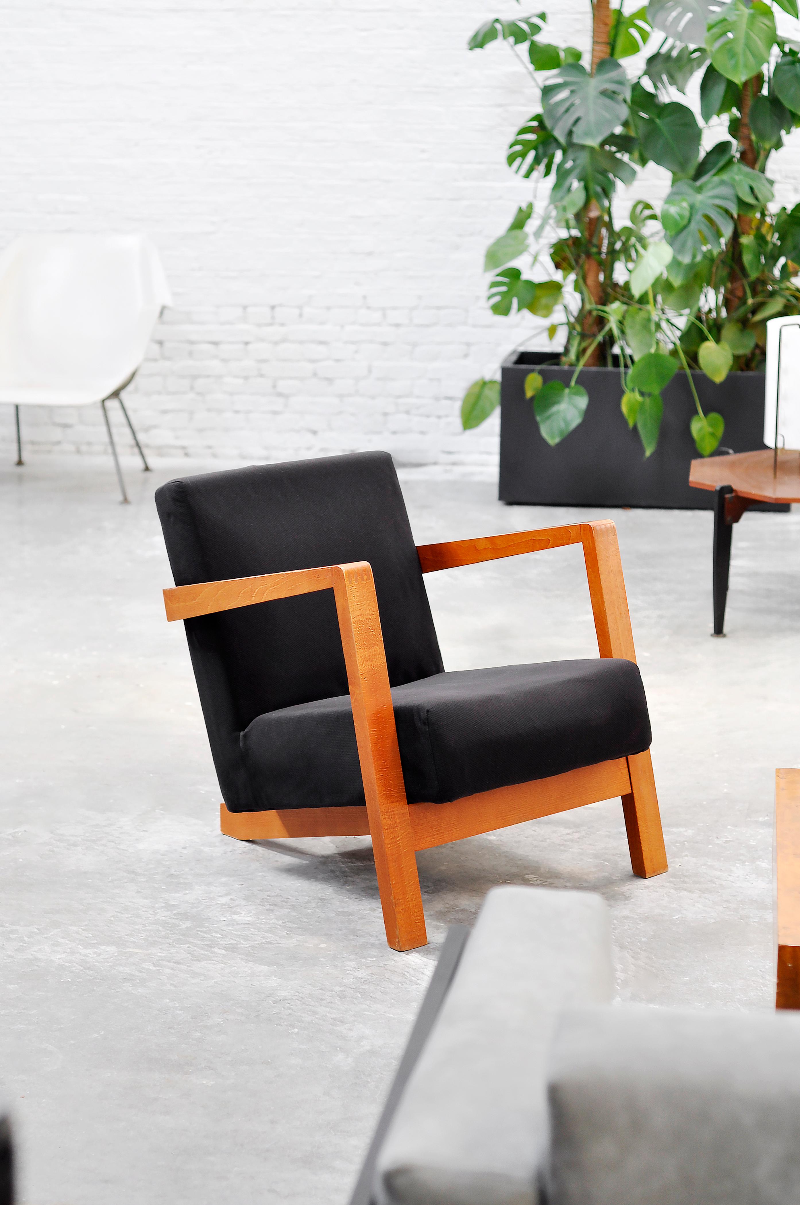 1950s Dutch Modernist Low-Profile Armchair in Black Upholstery For Sale 3