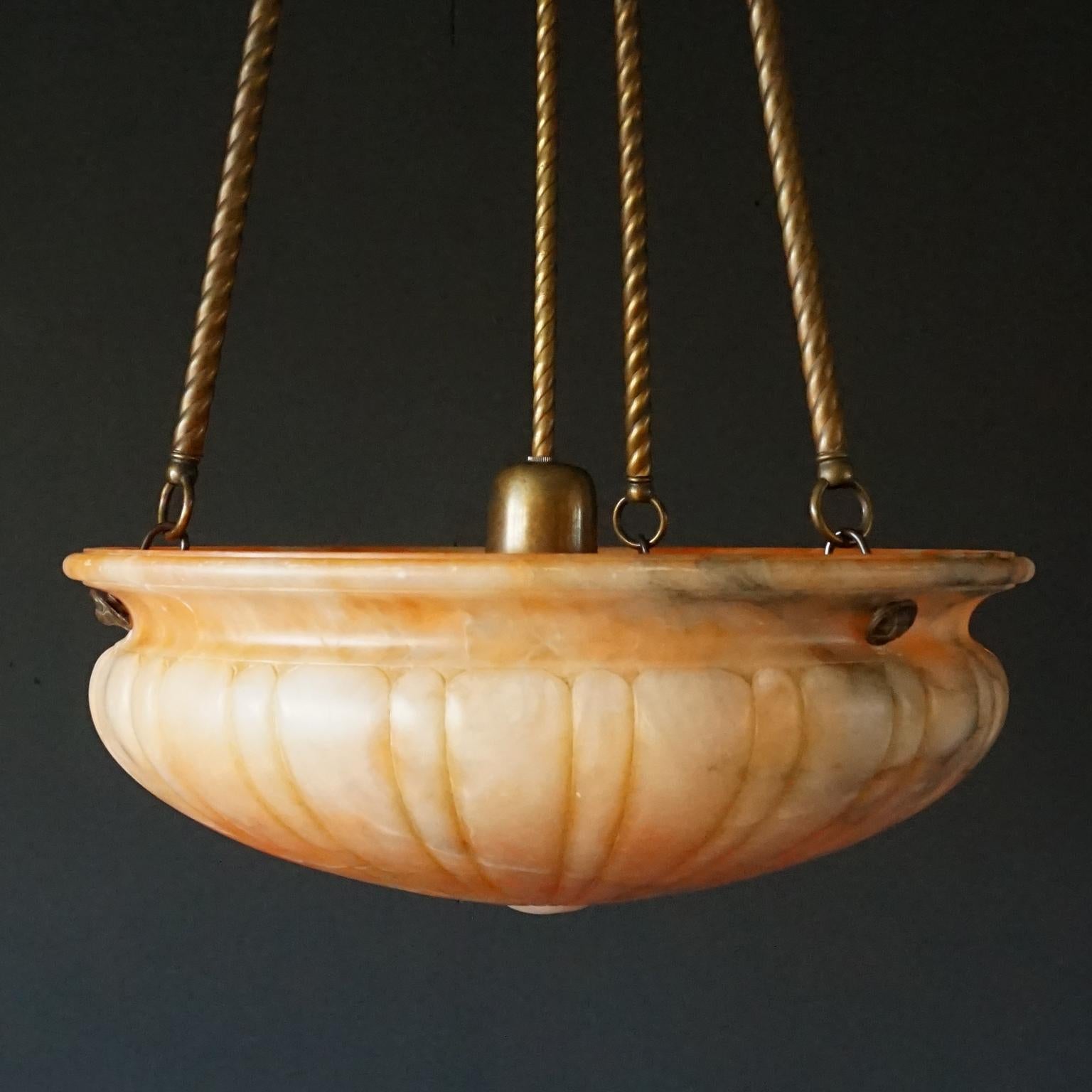 1950s Dutch Salmon Pink Orange Carved Alabaster Pendant with Turned Brass Rods In Good Condition For Sale In Haarlem, NL