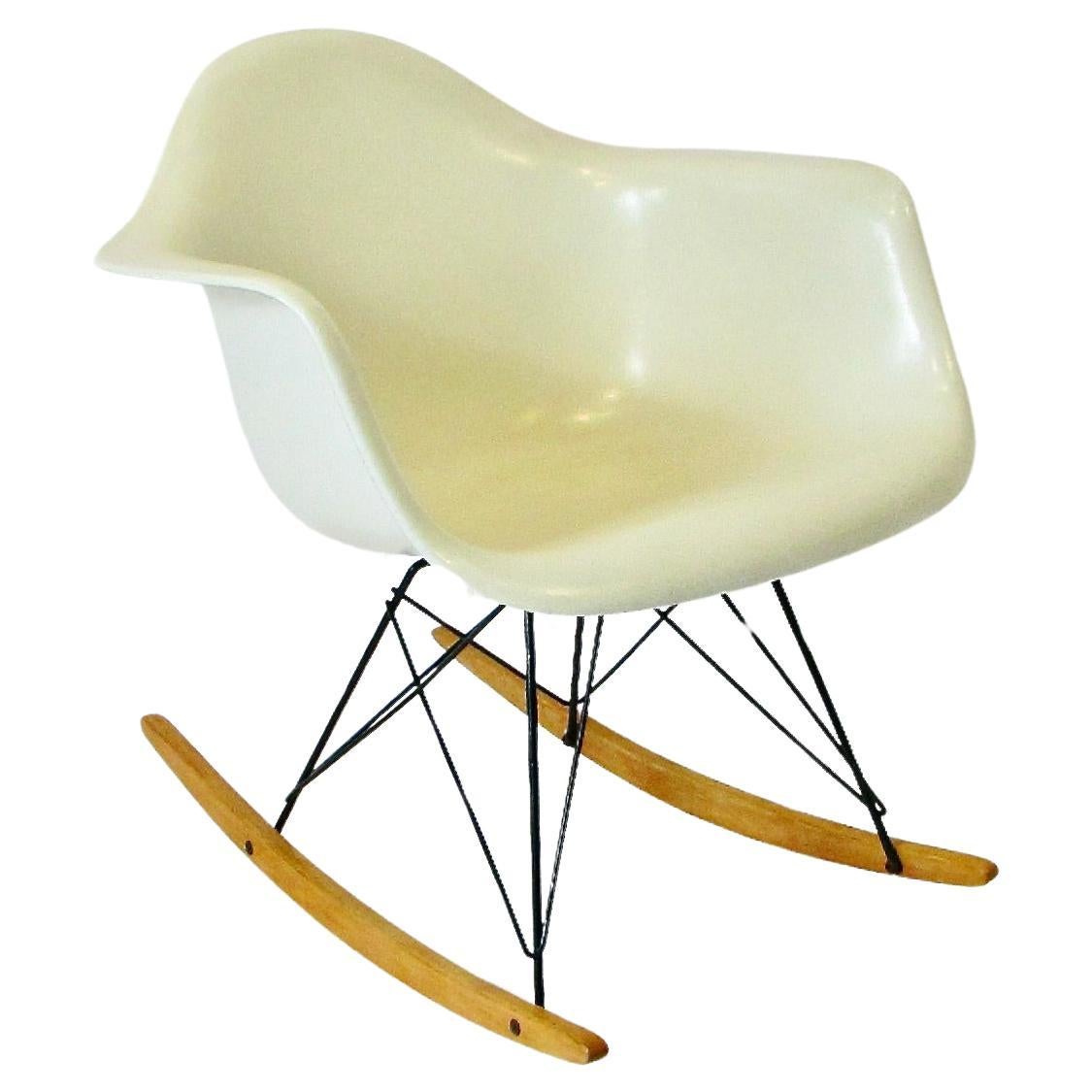 1950s Eames for Herman Miller Fiberglass Ivory Parchment Shell RAR Rocking Chair For Sale