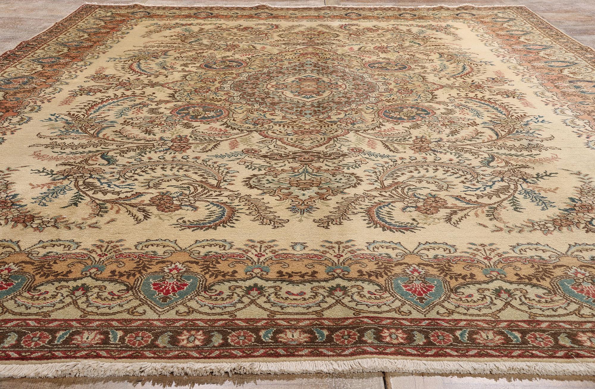 Tapis persan Tabriz de couleur terre, 09'08 x 13'03 Bon état - En vente à Dallas, TX
