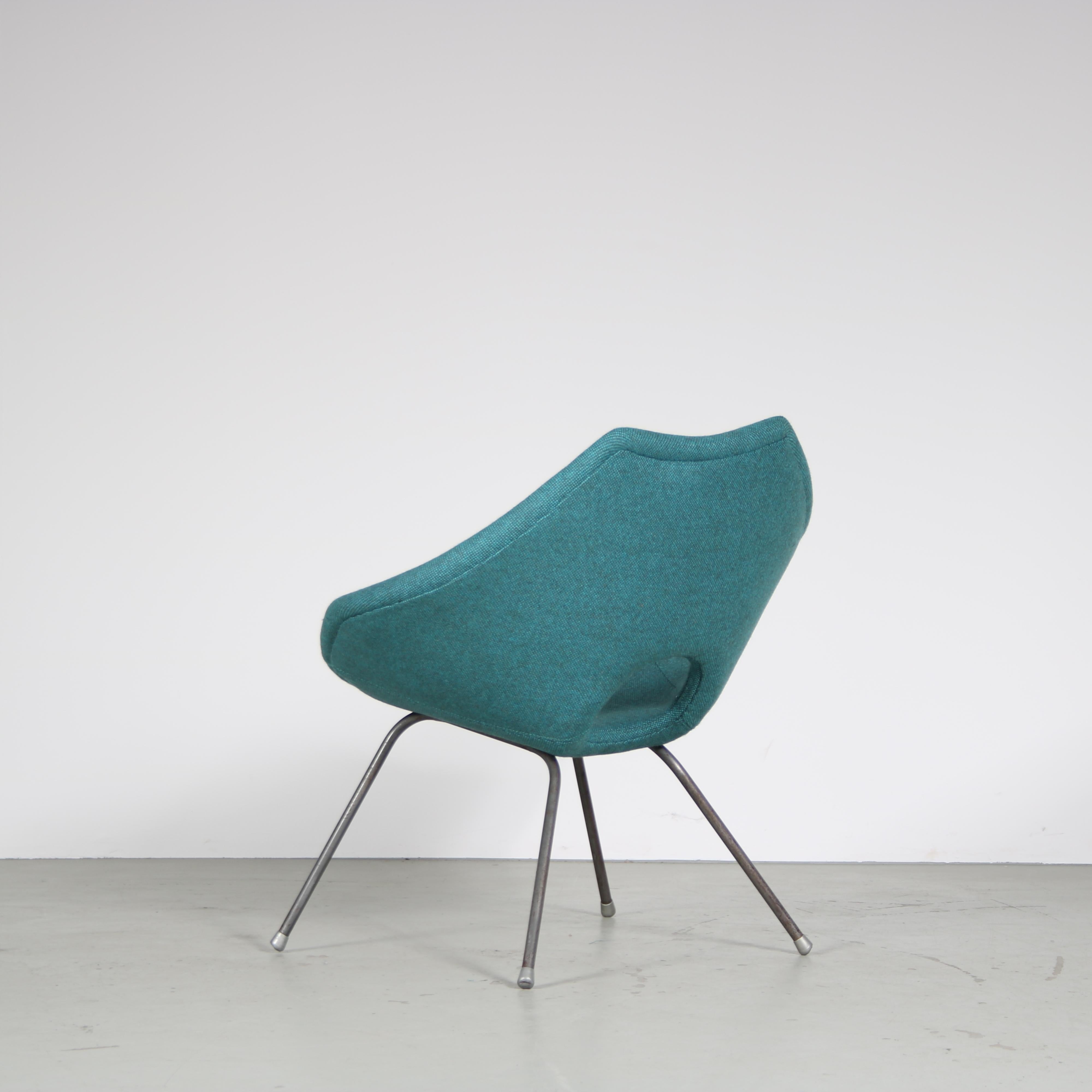 Mid-20th Century 1950s Easy chair by Augusto Bozzi for Saporiti, Italy For Sale