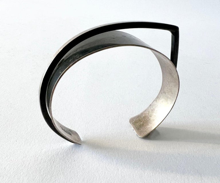 1950s Ed Wiener Sterling Silver American Abstract Modernist Cuff Bracelet In Good Condition In Los Angeles, CA