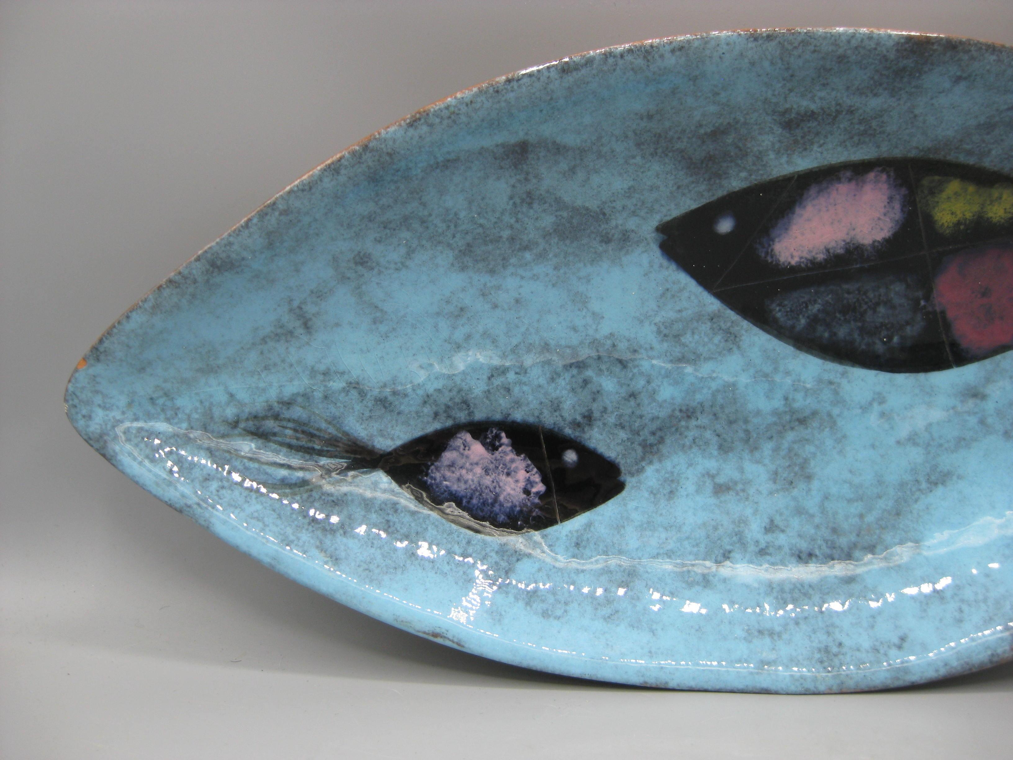 American 1950's Edmund Ronaky California Pottery Abstract Fish Bowl Dish 16 1/2