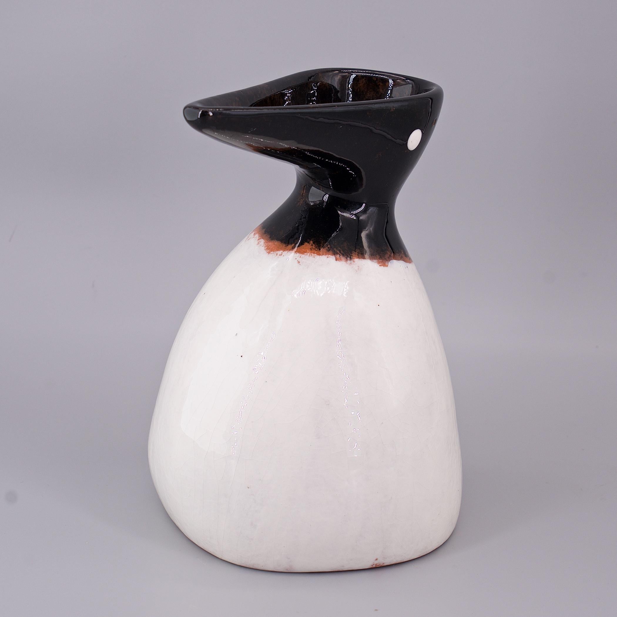 American 1950s Edmund Ronaky Jaru California Art Pottery Sea Bird Vessel like Tackett
