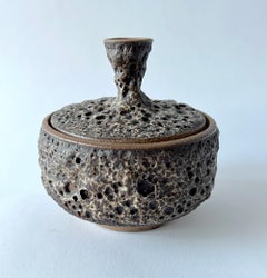1950s Edna Arnow Chicago Modernist Studio Lava Glazed Lidded Vessel