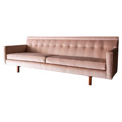 1950er Edward Wormley für Dunbar Sofa mit Klammerrückenlehne, schwarzer Samt und Mahagoni