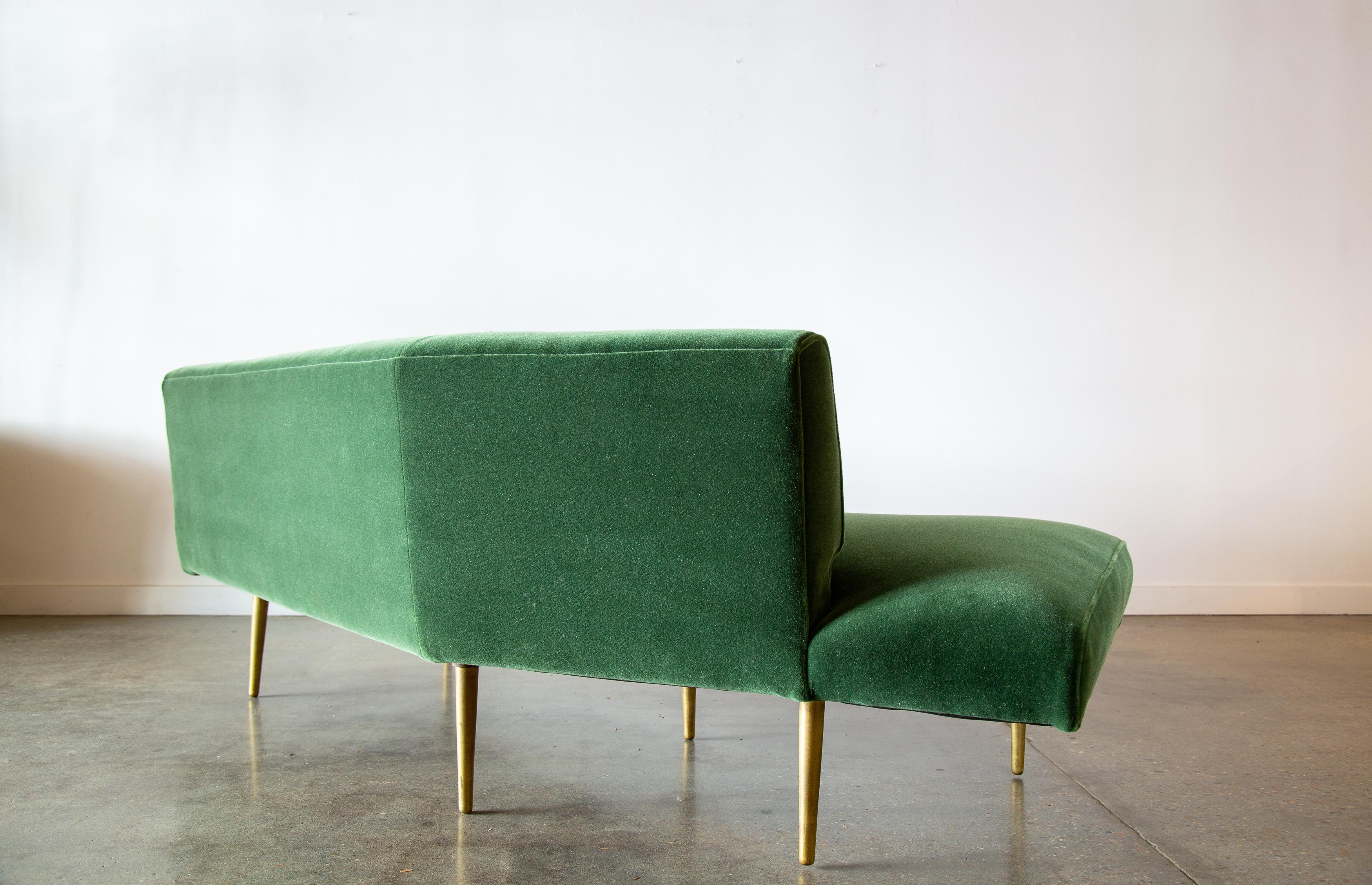 1950s Edward Wormley for Dunbar no. 4756 wing shaped sofa in Mohair and Brass For Sale 6