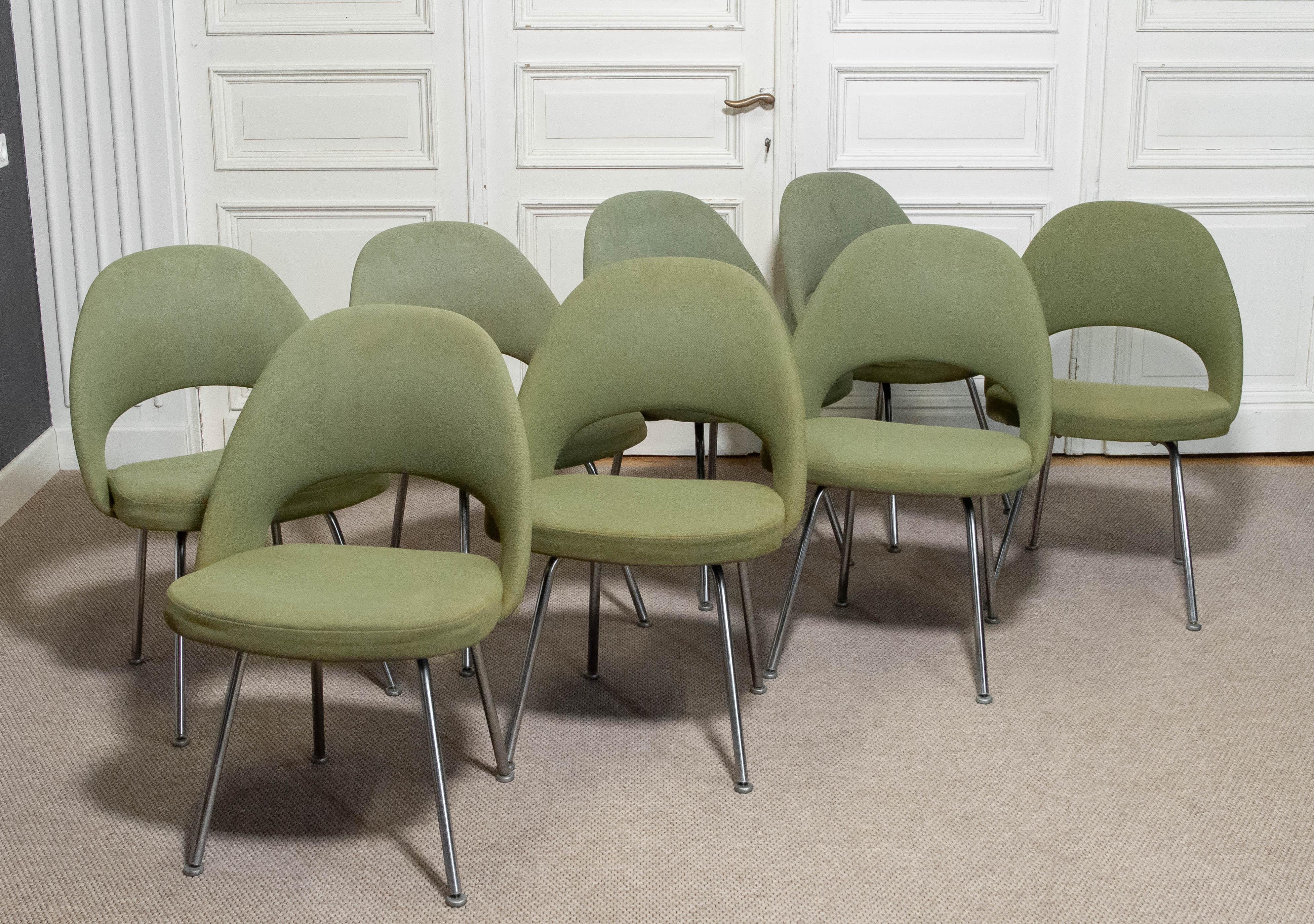1950s Eero Saarinen Model No 72 Chairs Set of Eight État moyen - En vente à Silvolde, Gelderland
