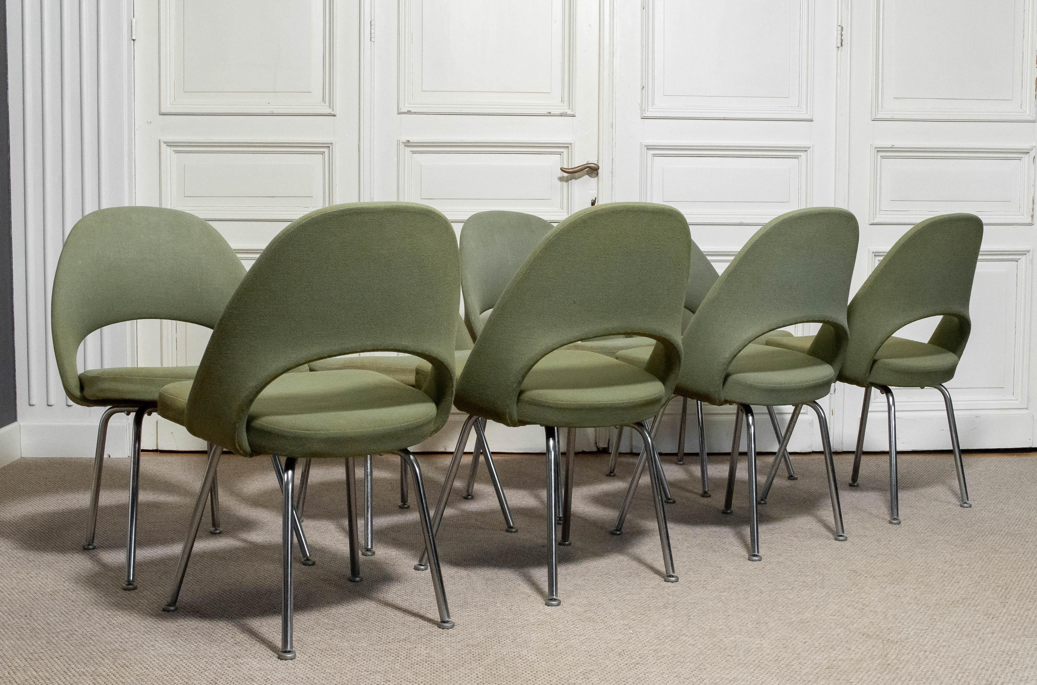 Tissu 1950s Eero Saarinen Model No 72 Chairs Set of Eight en vente