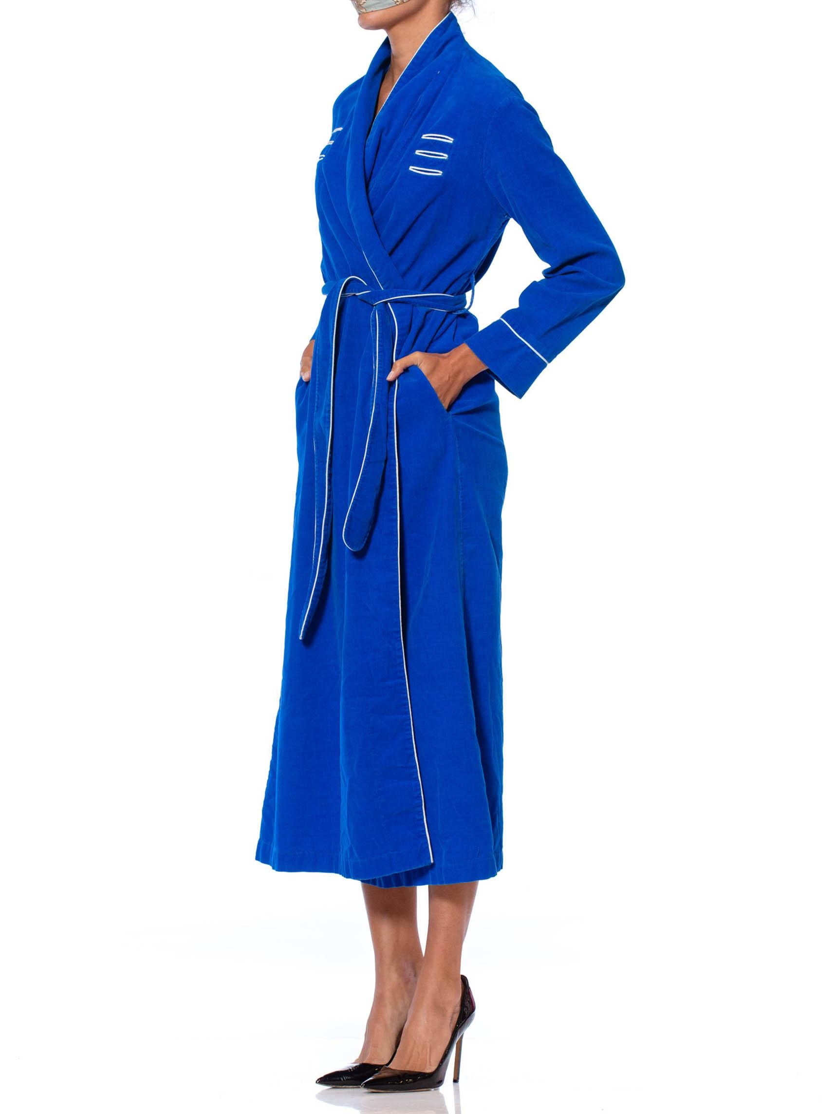1950S Electric Blue Cotton Corduroy Robe With White Piping & Cute Pockets For Sale 1