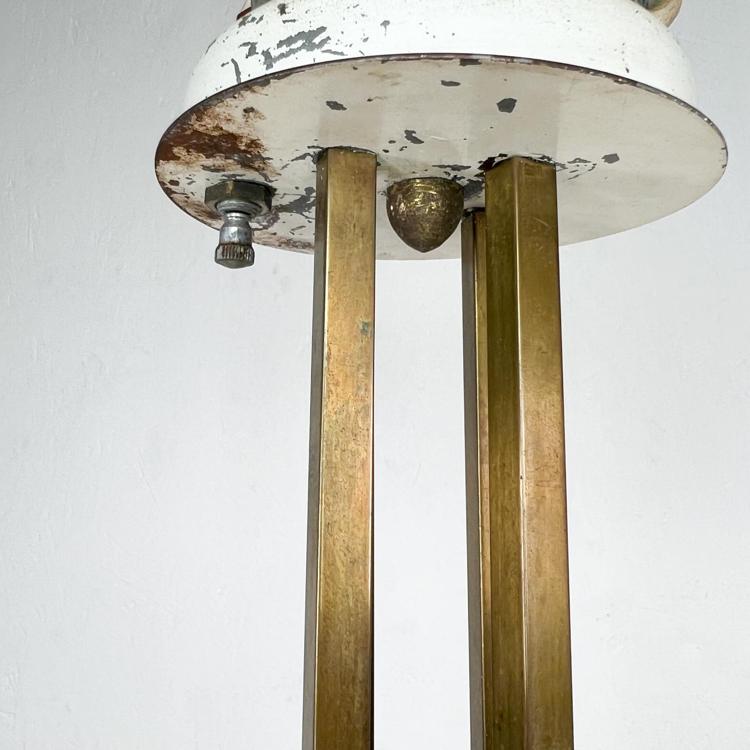 1950s Elegant Brass Table Lamp Marble Base Gerald Thurston Lightolier In Good Condition For Sale In Chula Vista, CA