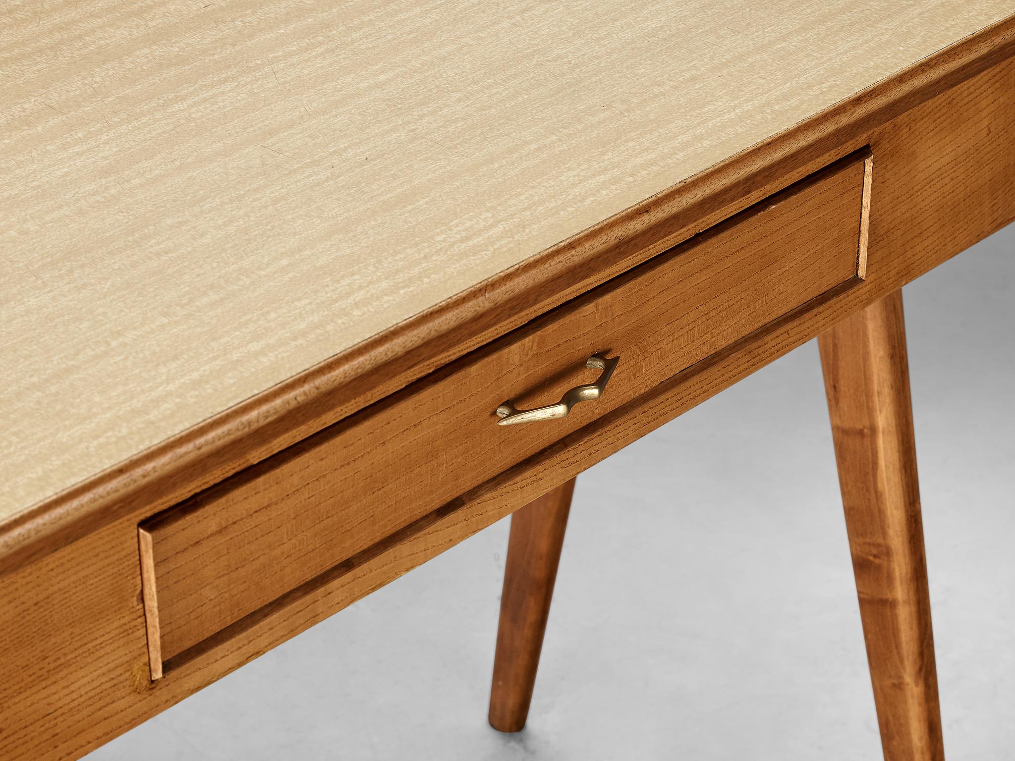 Elegantes italienisches Pult aus Esche und Nussbaum aus den 1950er Jahren im Angebot 1
