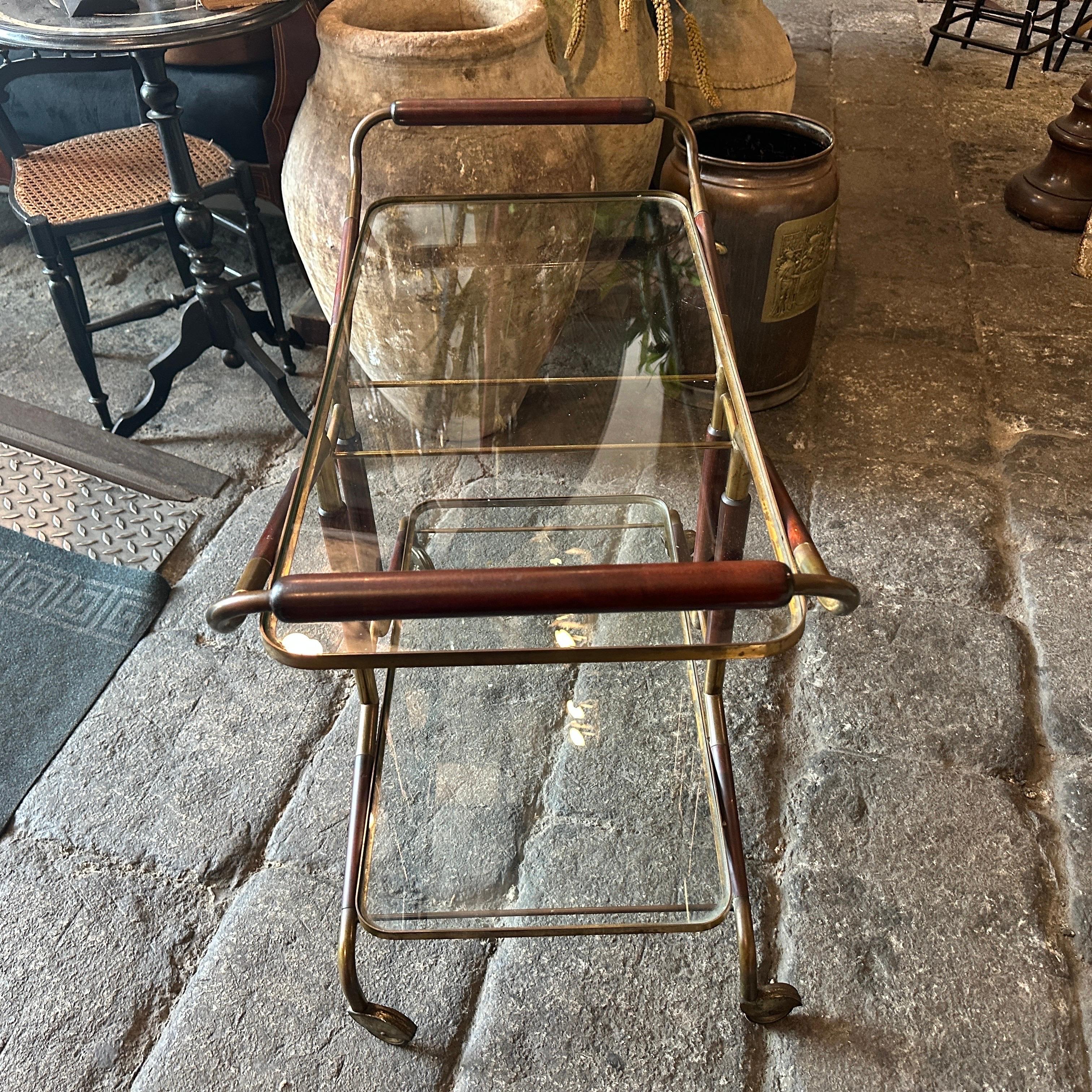 1950s Elegant Mid-Century Modern Brass Wood and Glass Bar Cart by Cesare Lacca 3