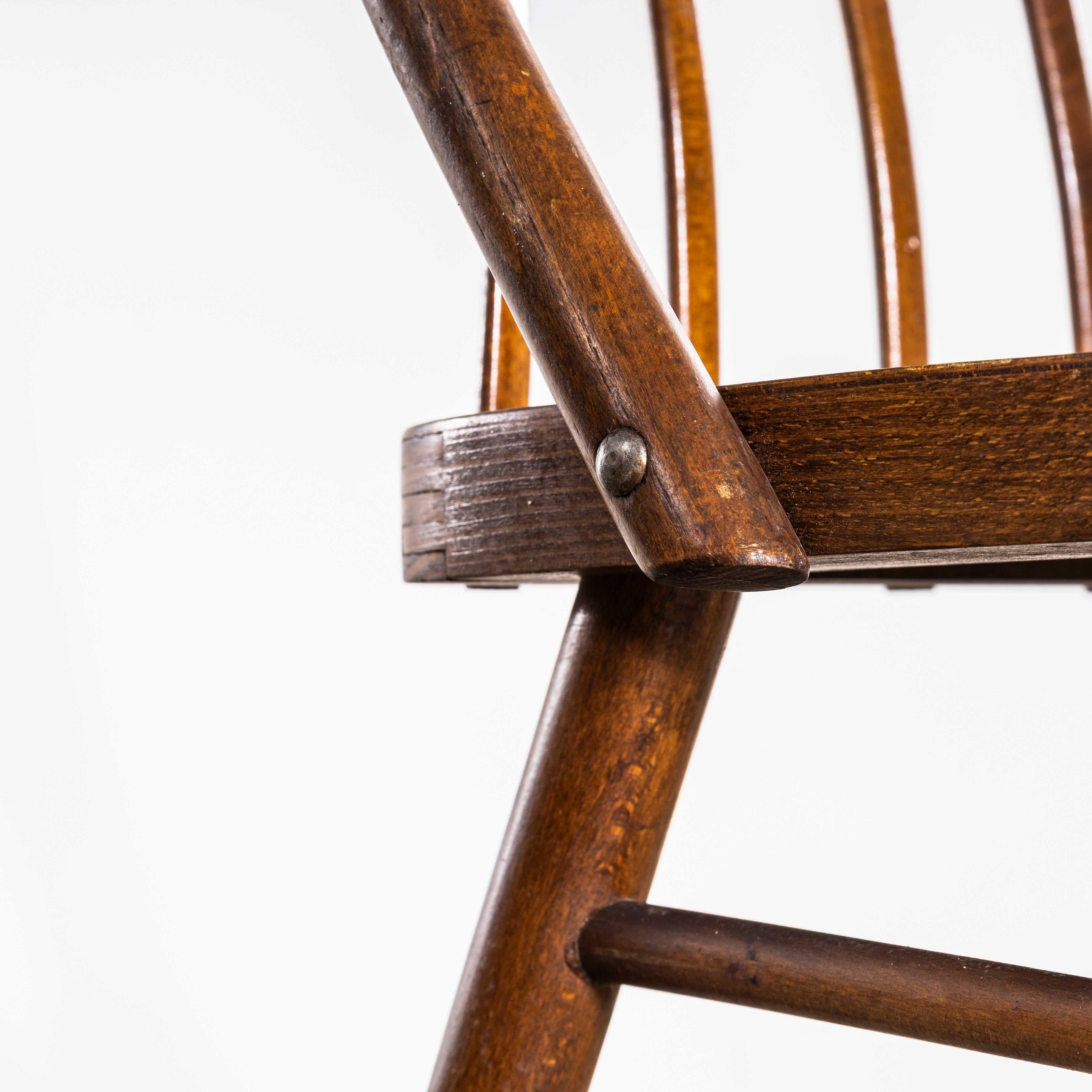 1950's Elegant Scoop Back Bentwood Dining Chairs - Pair In Good Condition For Sale In Hook, Hampshire